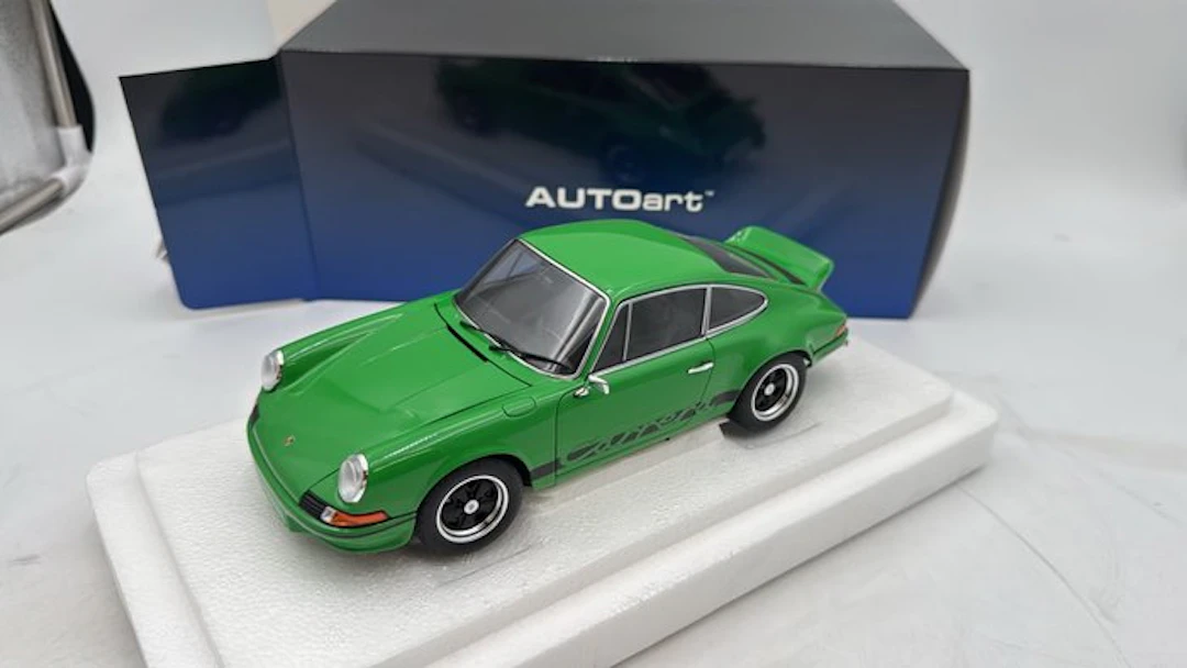 Autoart 1:18 - Model car - Porsche 911 Carrera RS 2.7 - (Code L17)