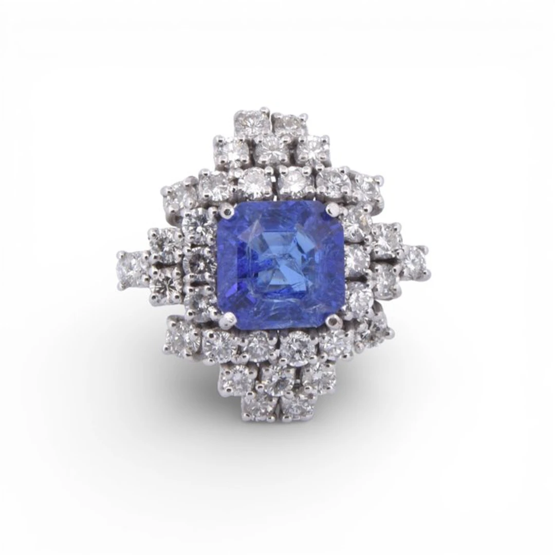 Ring - 18 kt. White gold - 8.00ct. tw. Tanzanite - Diamond