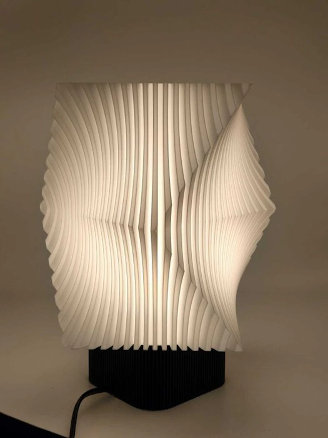Lumovim - Table lamp - to sting - Biopolymer
