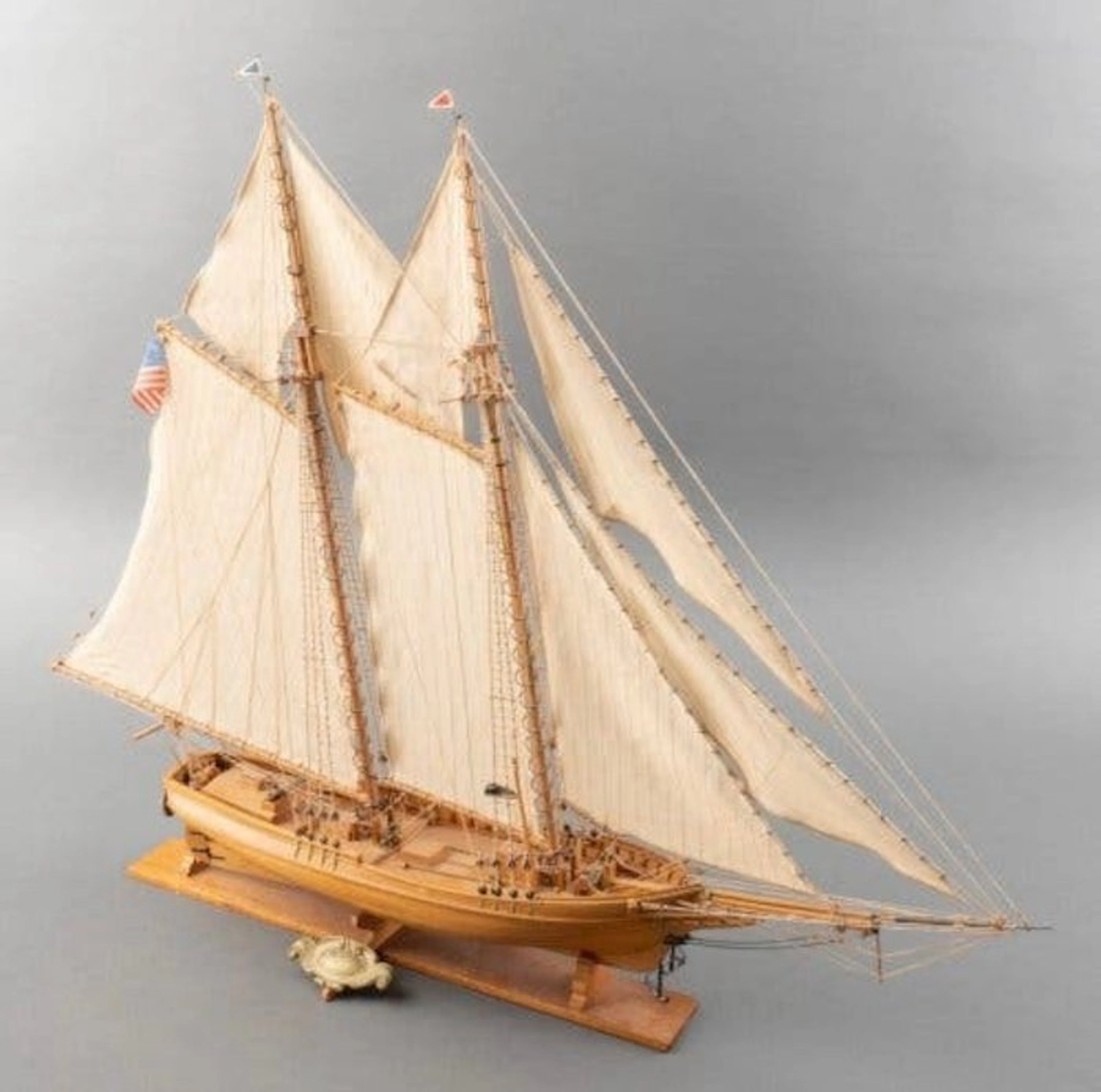 Not to scale - Model ship - Zeilschip model - Ship model: 'Flying Fish'