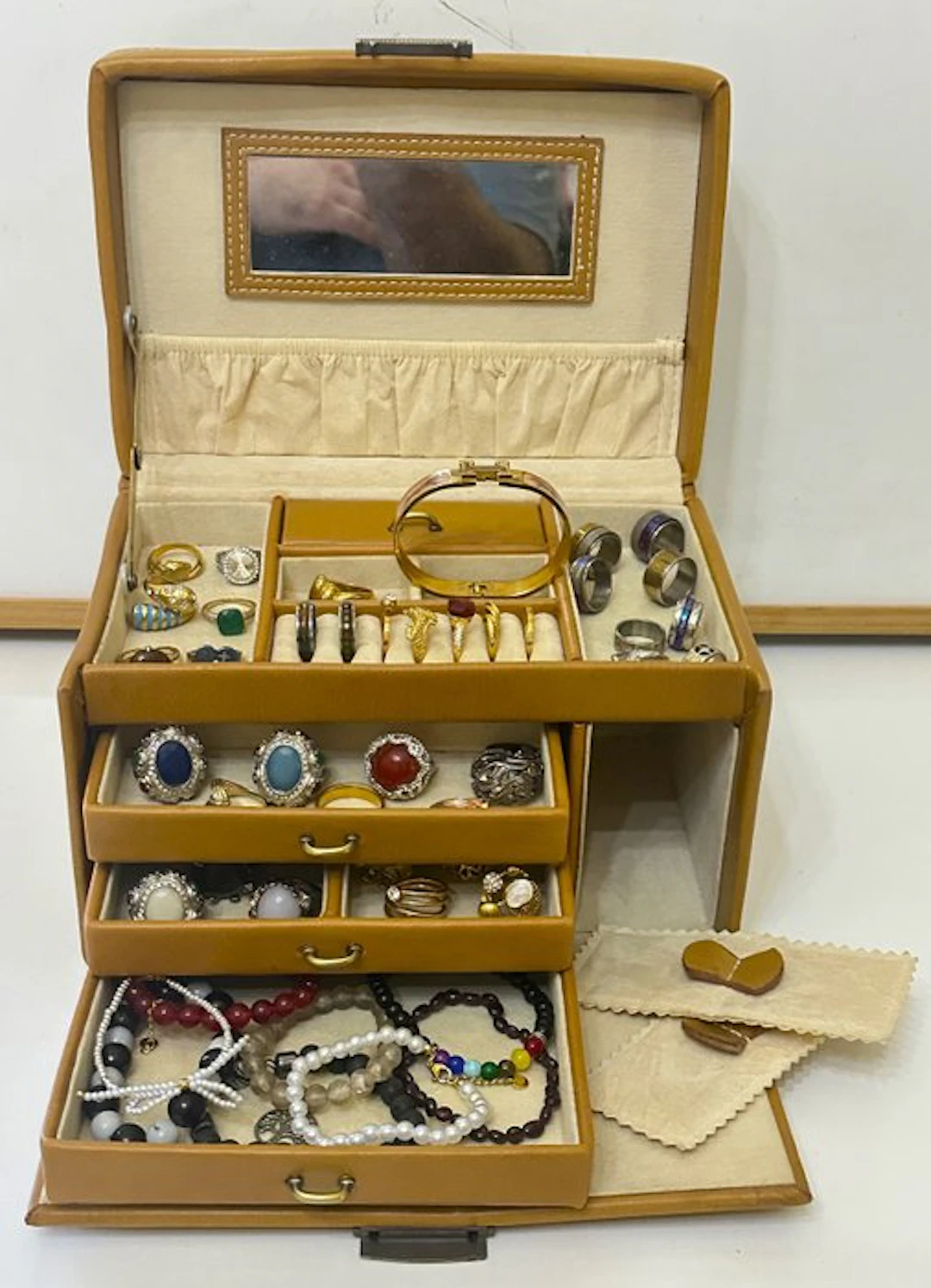 Themed collection - A large collection of bracelets and...