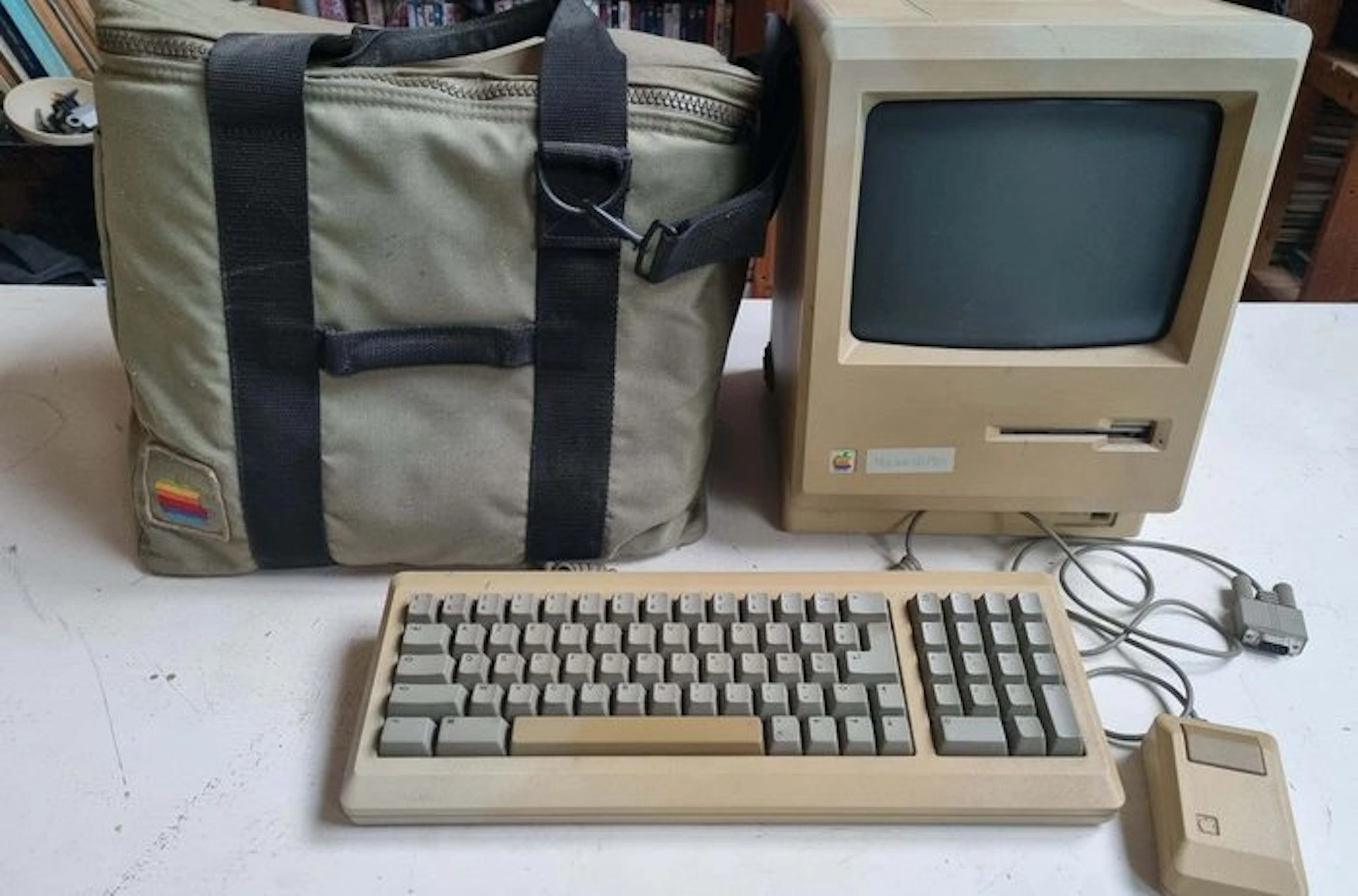 Apple Macintosh Plus - Macintosh - Without original box