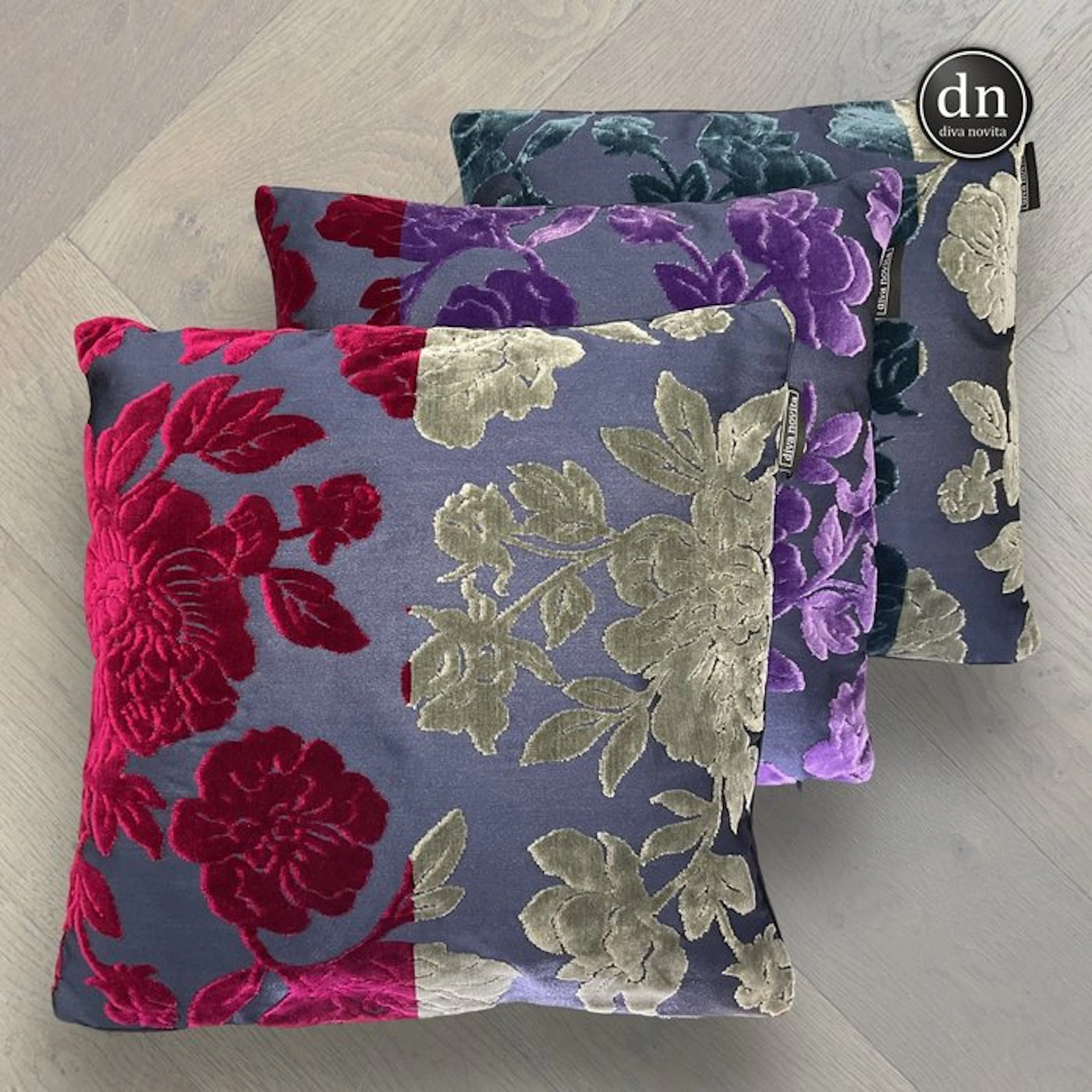 Rubelli Velvet - Set of 3 – Premium 45×45 cm - Cushion