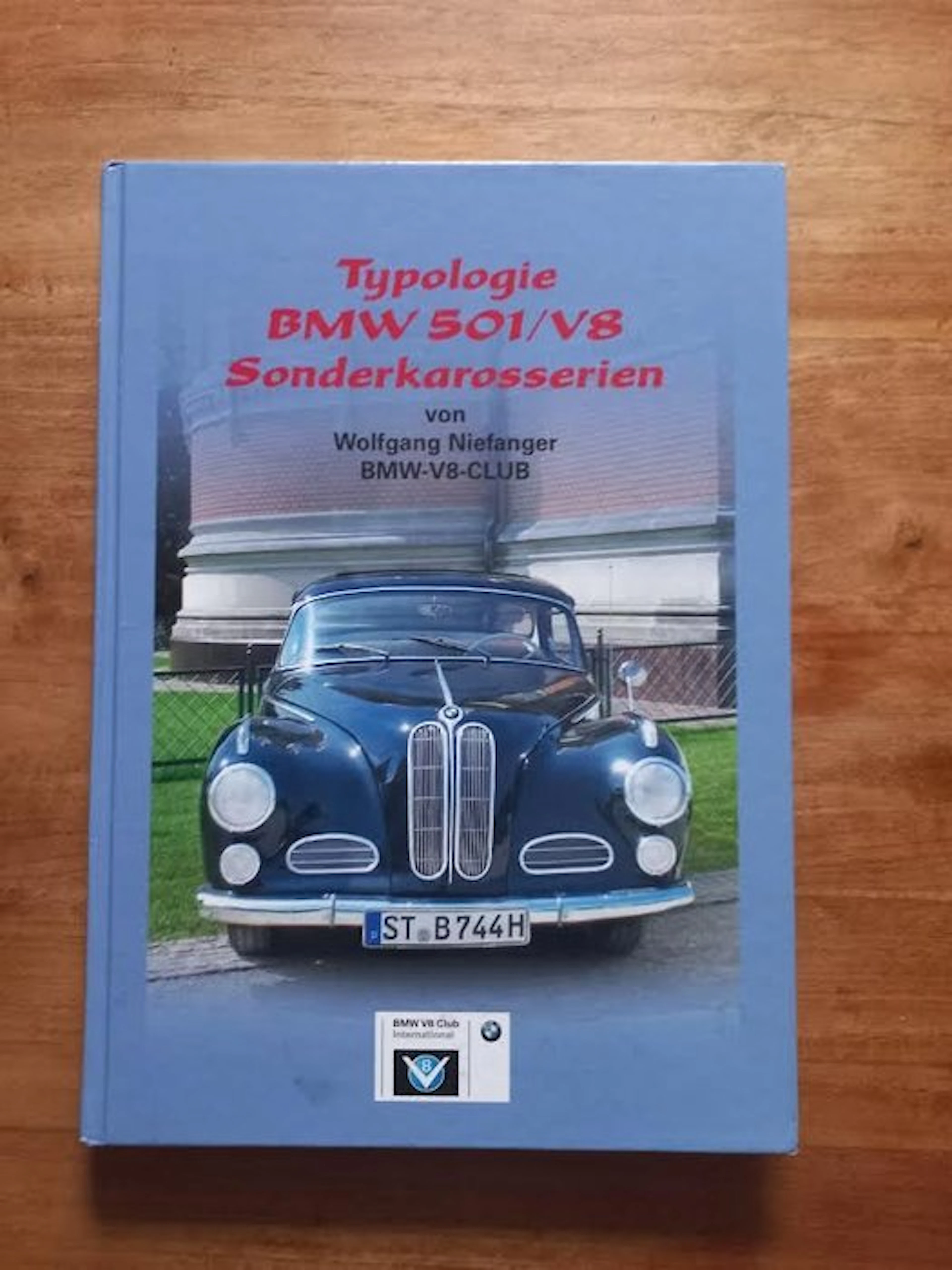 Book - BMW - Typologie BMW 501/V8 Sonderkarosserien - 2011