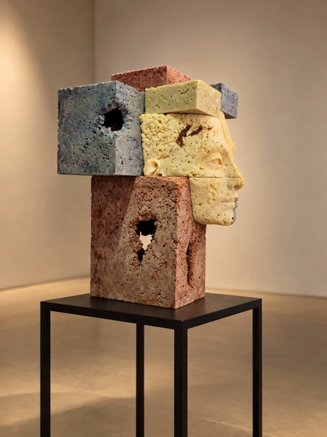 Matteo Ciffo (1987) - Frammenti - Nefertiti