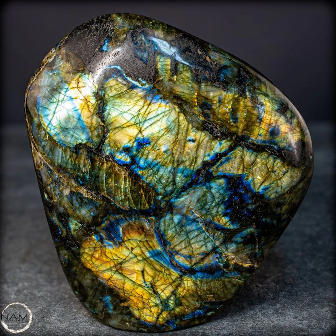 Natural labradorite freeform from Madagascar –...