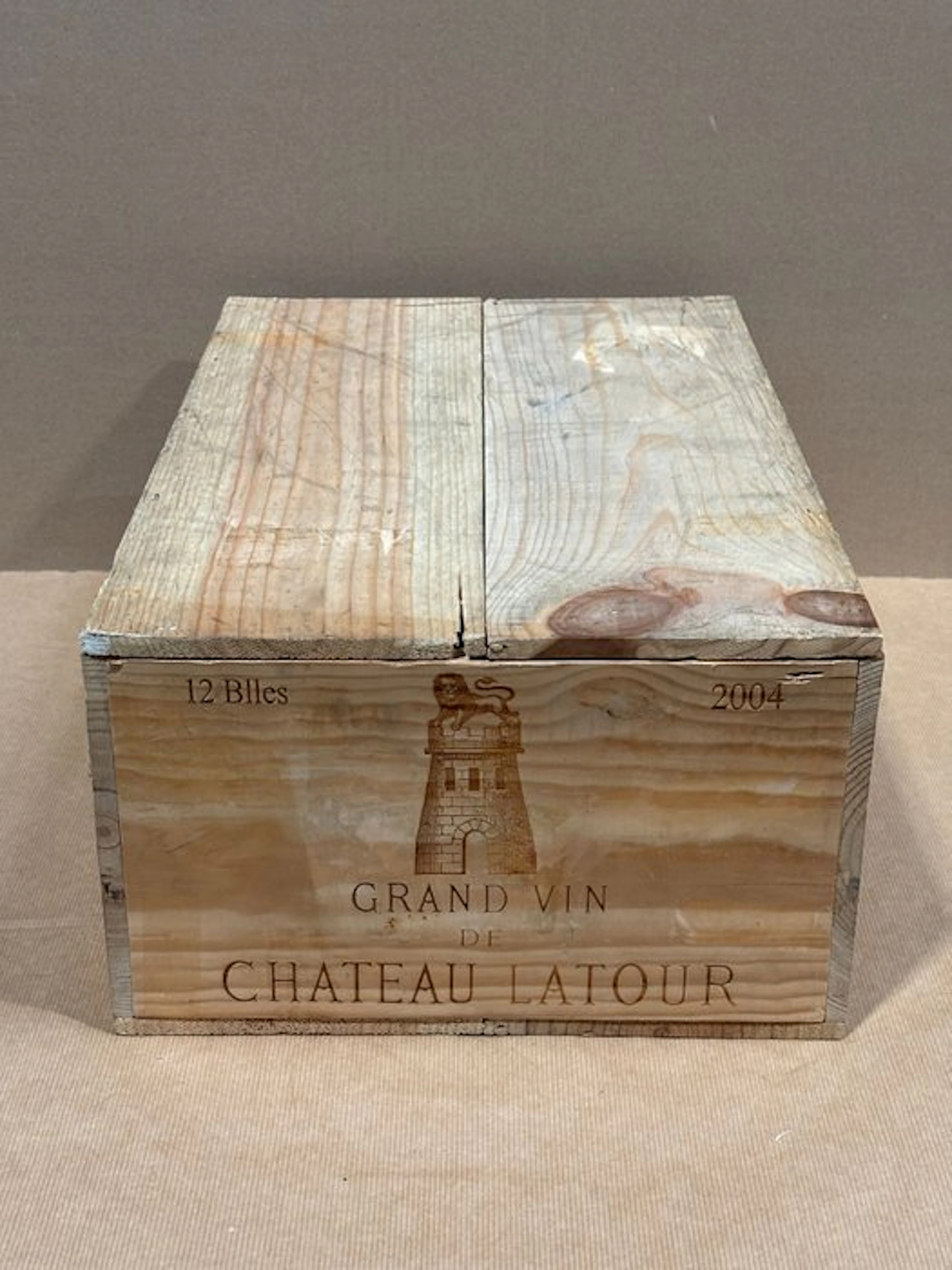 2004 Chateau Latour - Pauillac 1er Grand Cru Classé - 12 Bottles (0.75L)