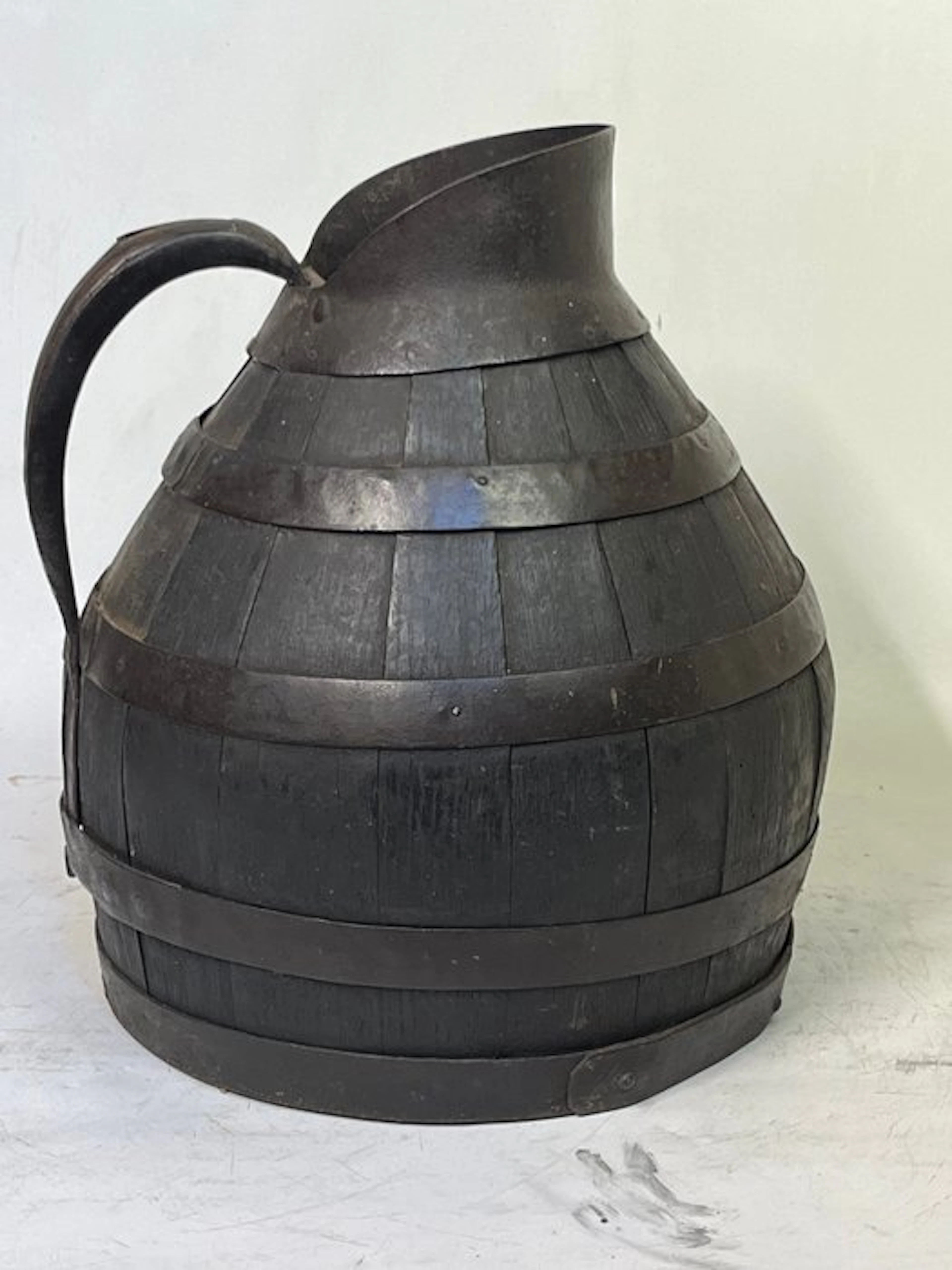Wine accessory - Oak - antique oak wine jug