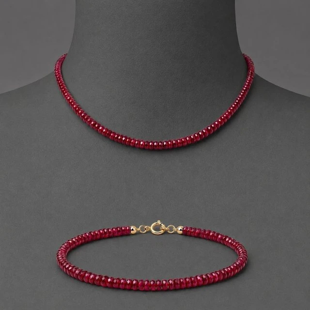 Ruby - Silver - 2 piece jewellery set