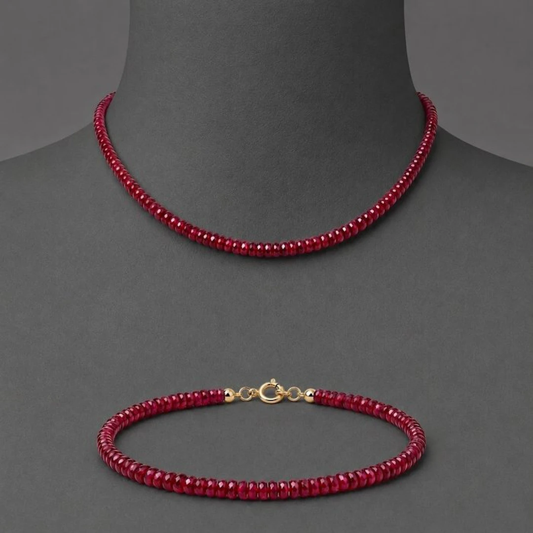Ruby - Silver - 2 piece jewellery set