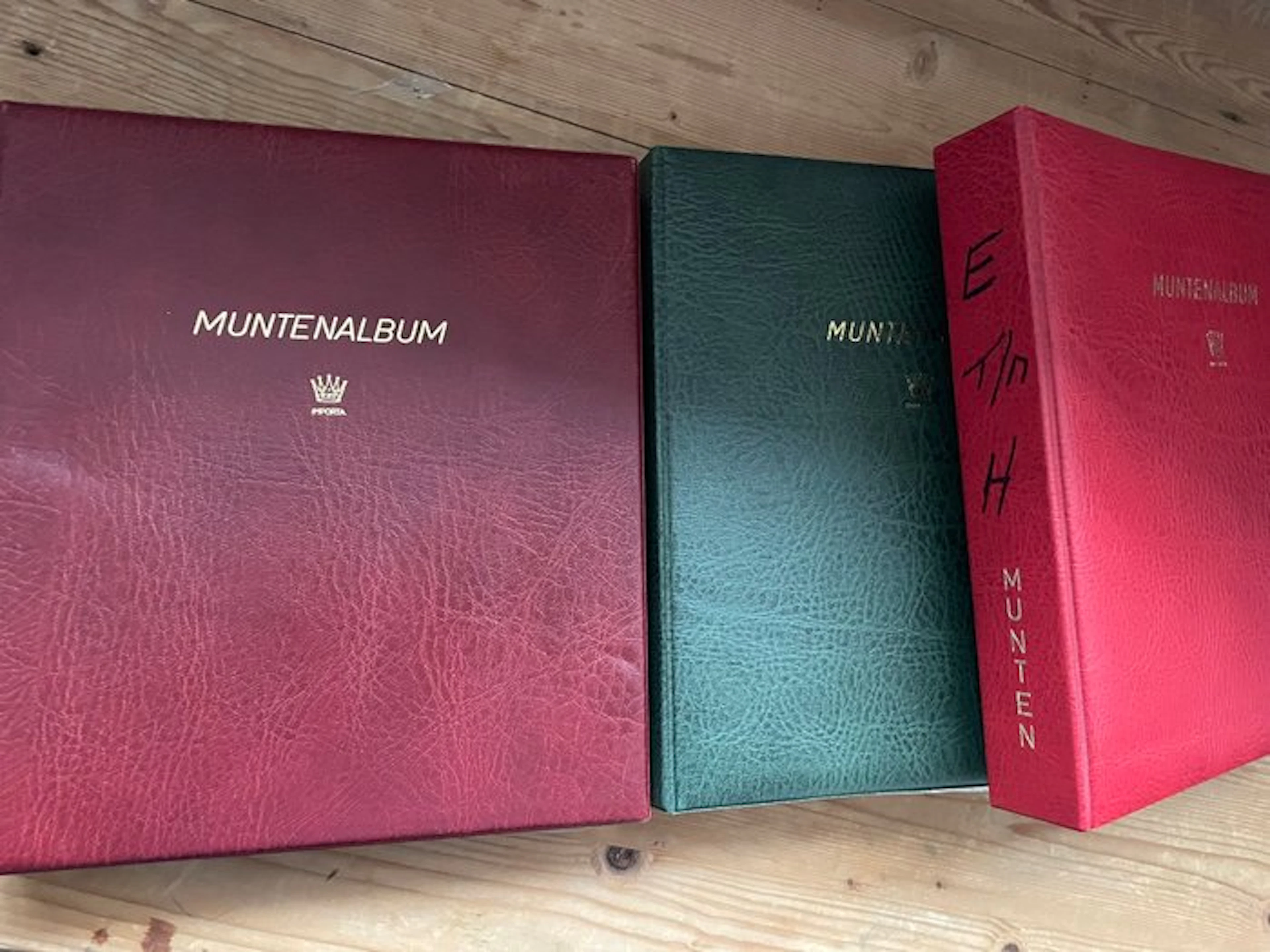 World. Collection of coins Wereldverzameling van ca 665 munten