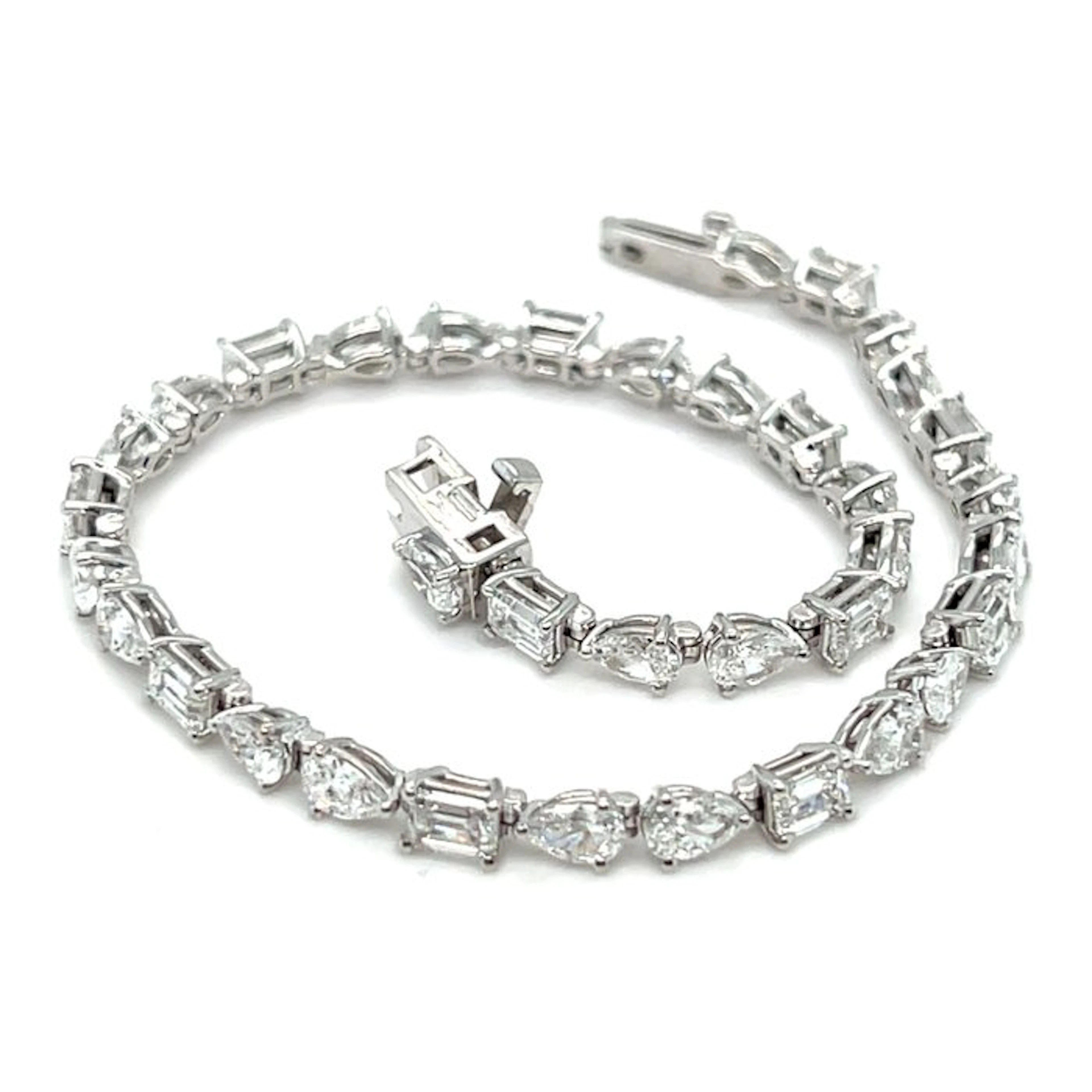 Bracelet - 14 kt. White gold - 5.70ct. tw. Diamond (Lab-grown)