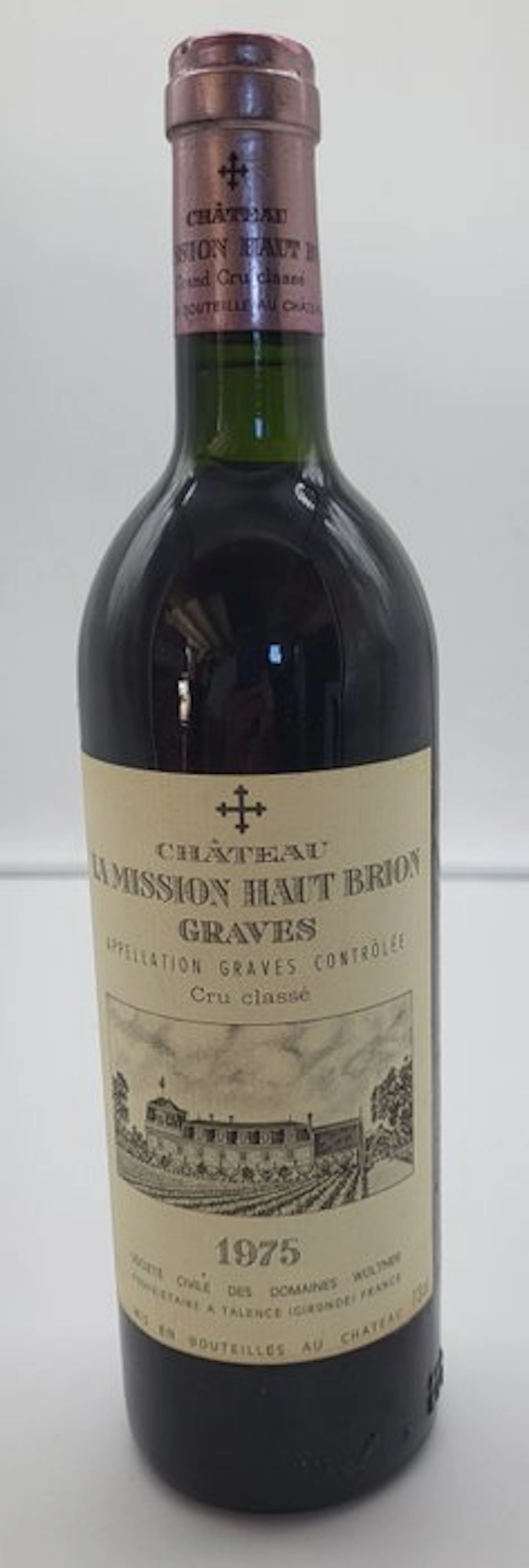 1975 Chateau Mission Haut Brion - Graves Grand Cru Classé - 1 Bottle (0.75L)