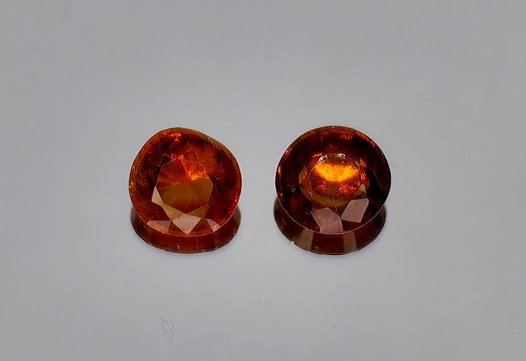 No reserve price - 2 pcs Rhodolite - 5.10 ct - Antwerp...