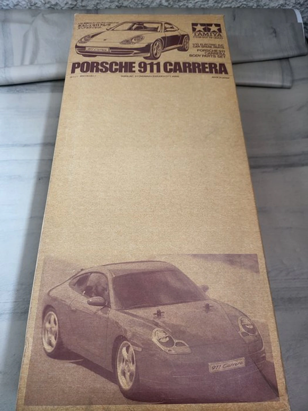Tamiya 1:10 - Model sports car - Porsche 911 Carrera