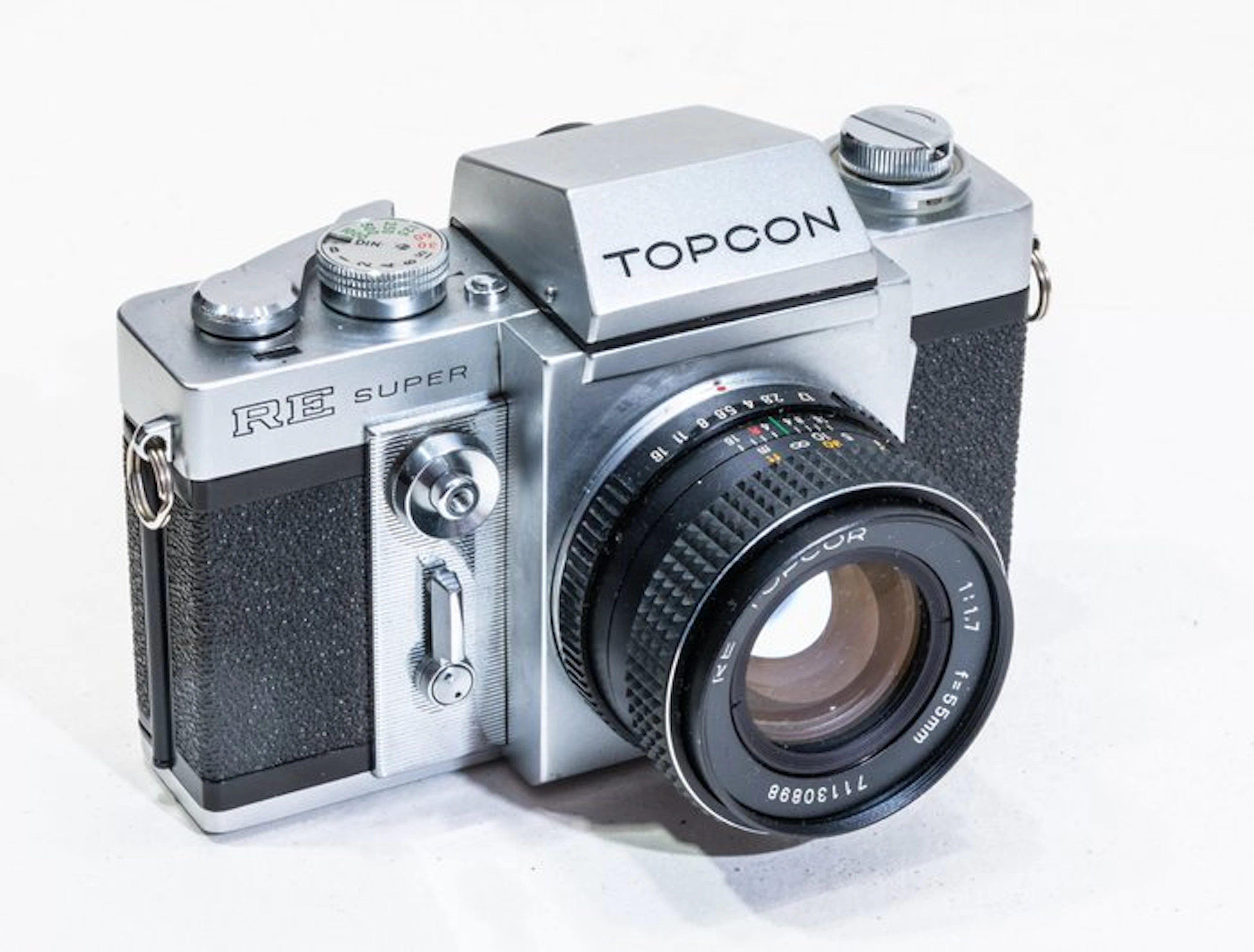 Topcon RE Super (read) + RE Topcor 1,7/50mm | Analogue camera