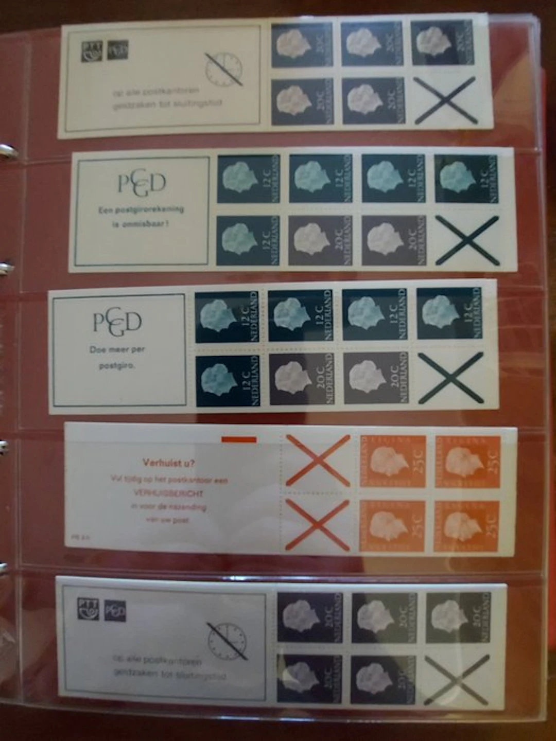 Netherlands - 165 stamp booklets in two folders