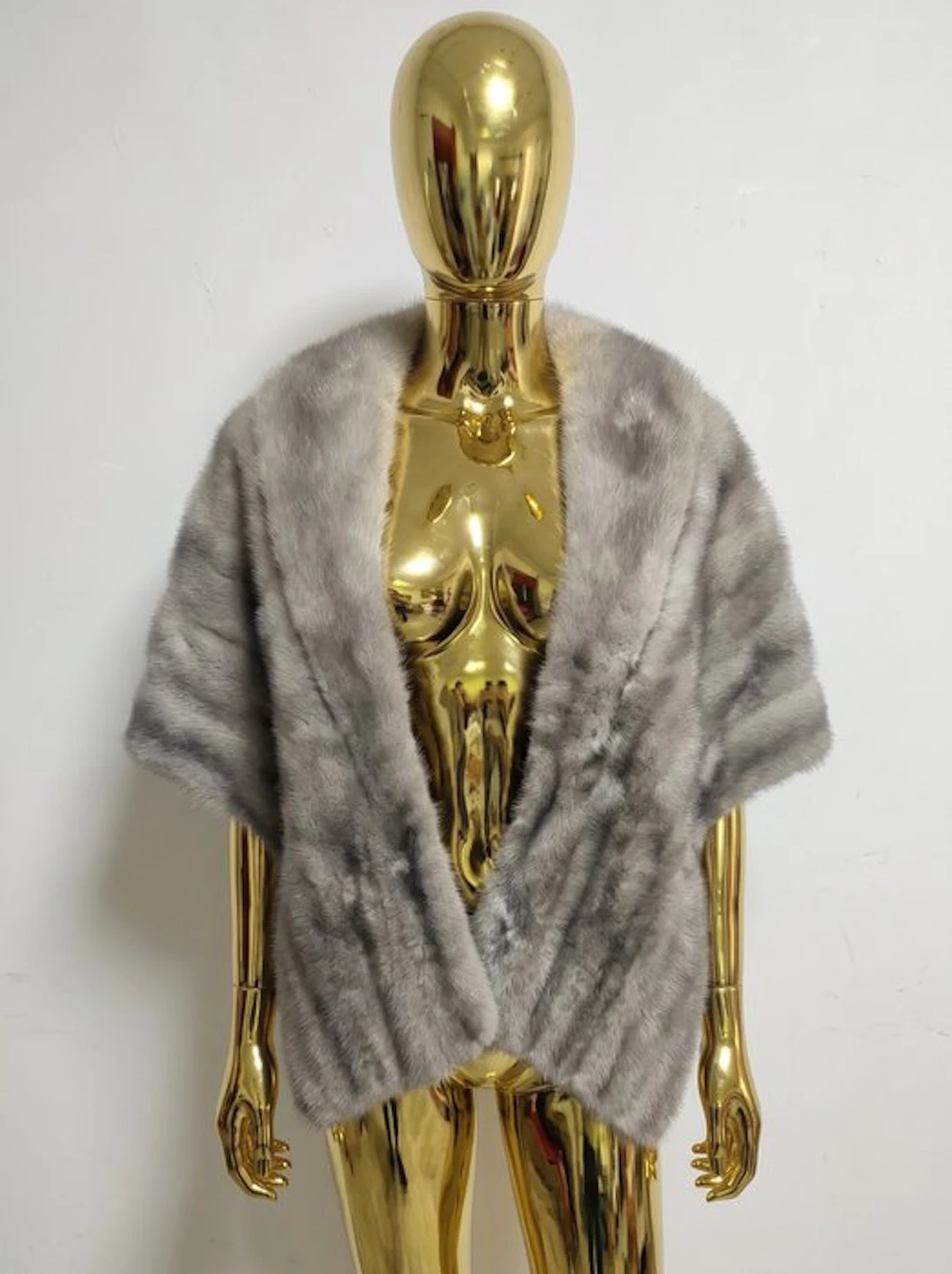 Artisan Furrier - Stole (Shawl)