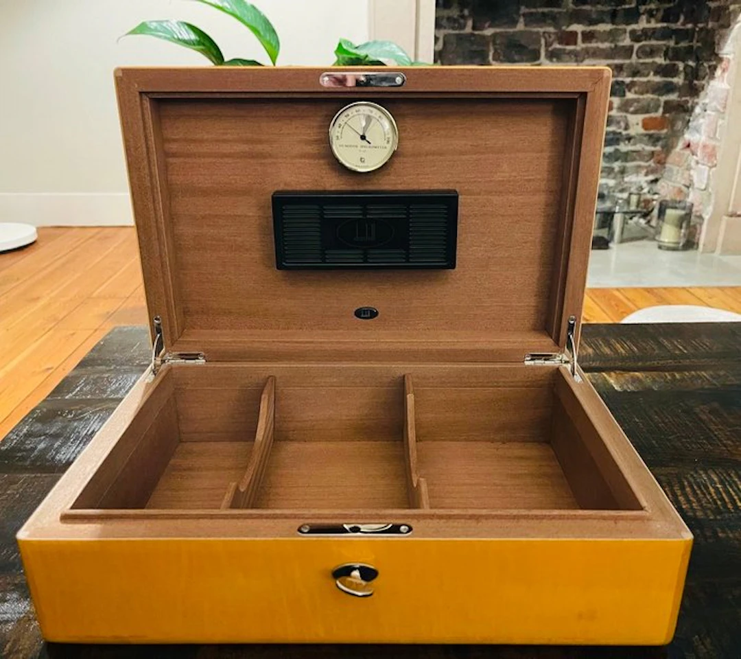 Dunhill - Humidor - Cedar - Luxury cigar humidor