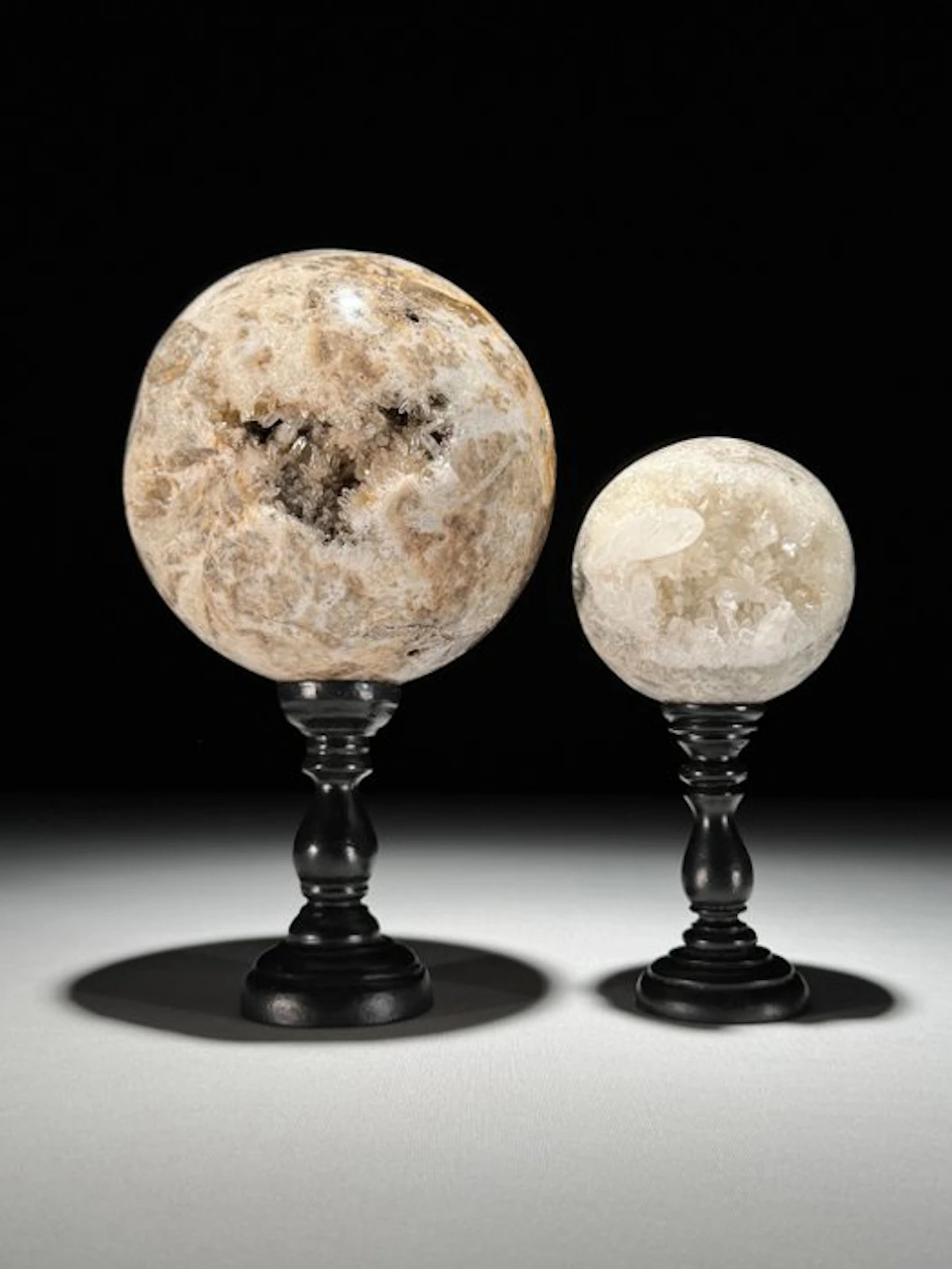 NO RESERVE PRICE - Wonderful Pair of Quartz Crystal...