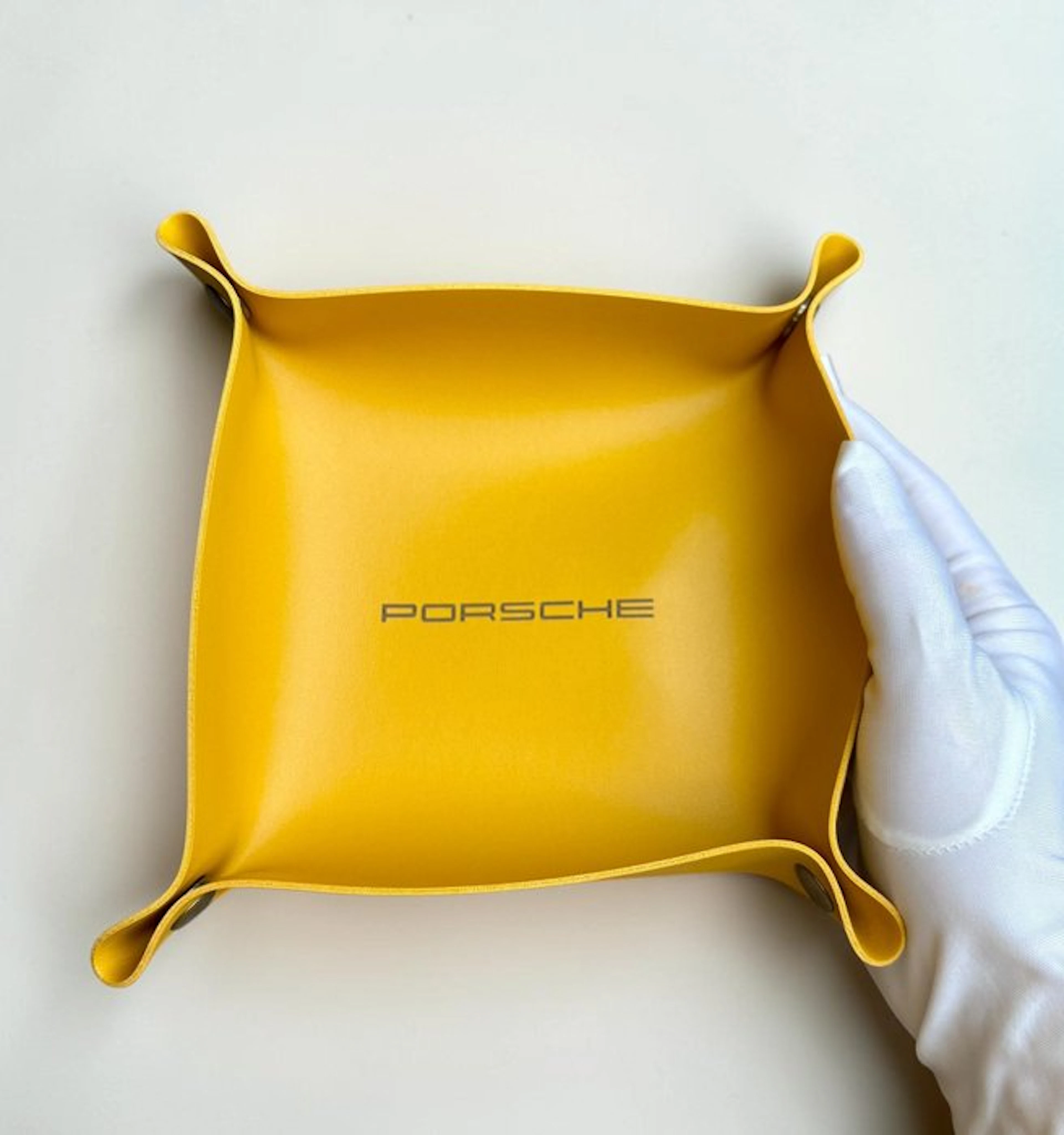 Porsche - Tray - Leather - Crest Valet Tray
