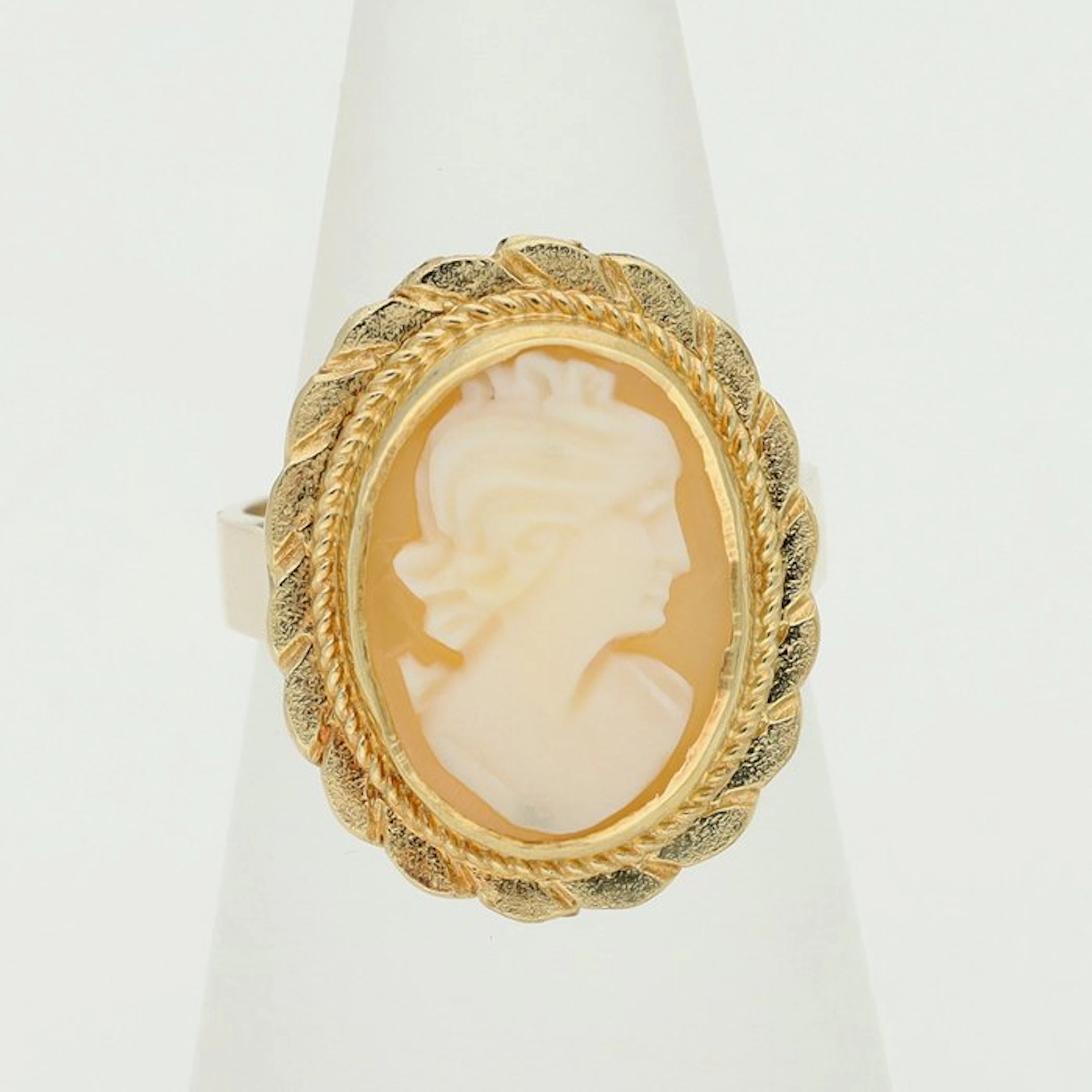 Ring - 18 kt. Yellow gold - cameo