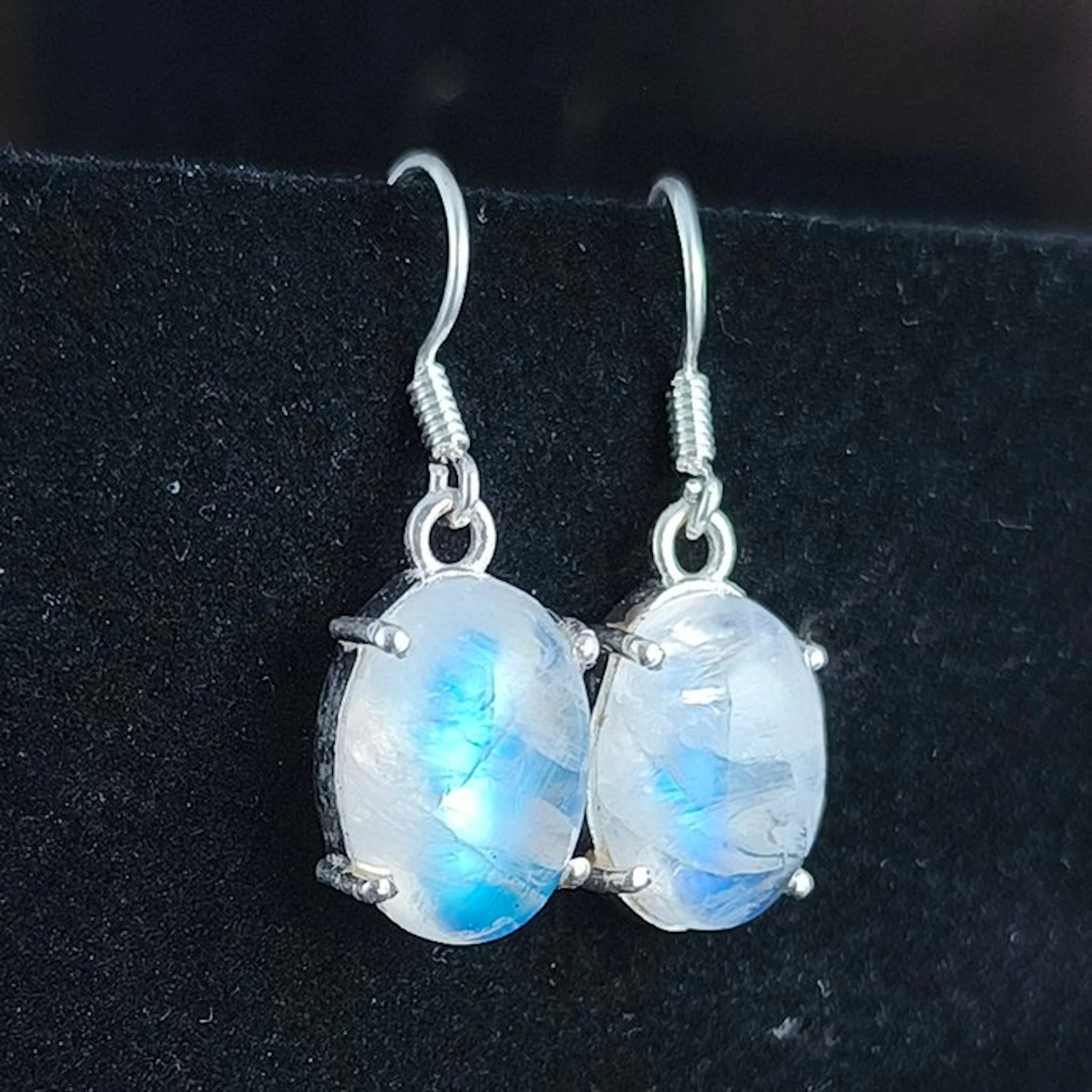 Moonstone Jewellery- 4.65 g