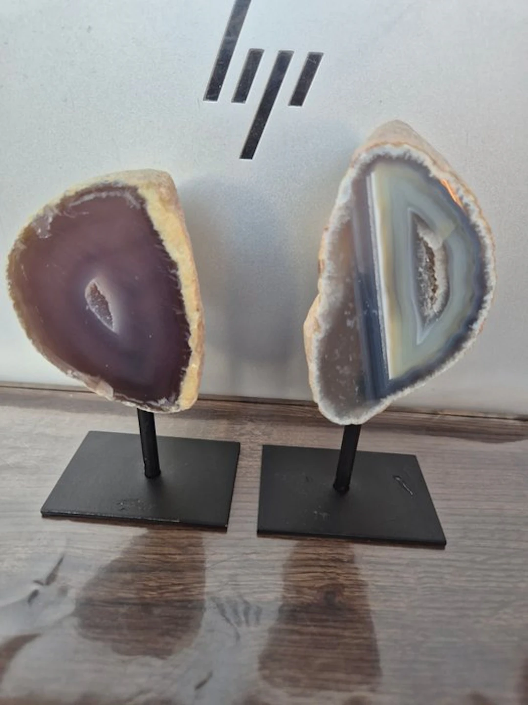 Chalcedony Geode - Height: 8 cm - Width: 6 cm- 830 g - (2)