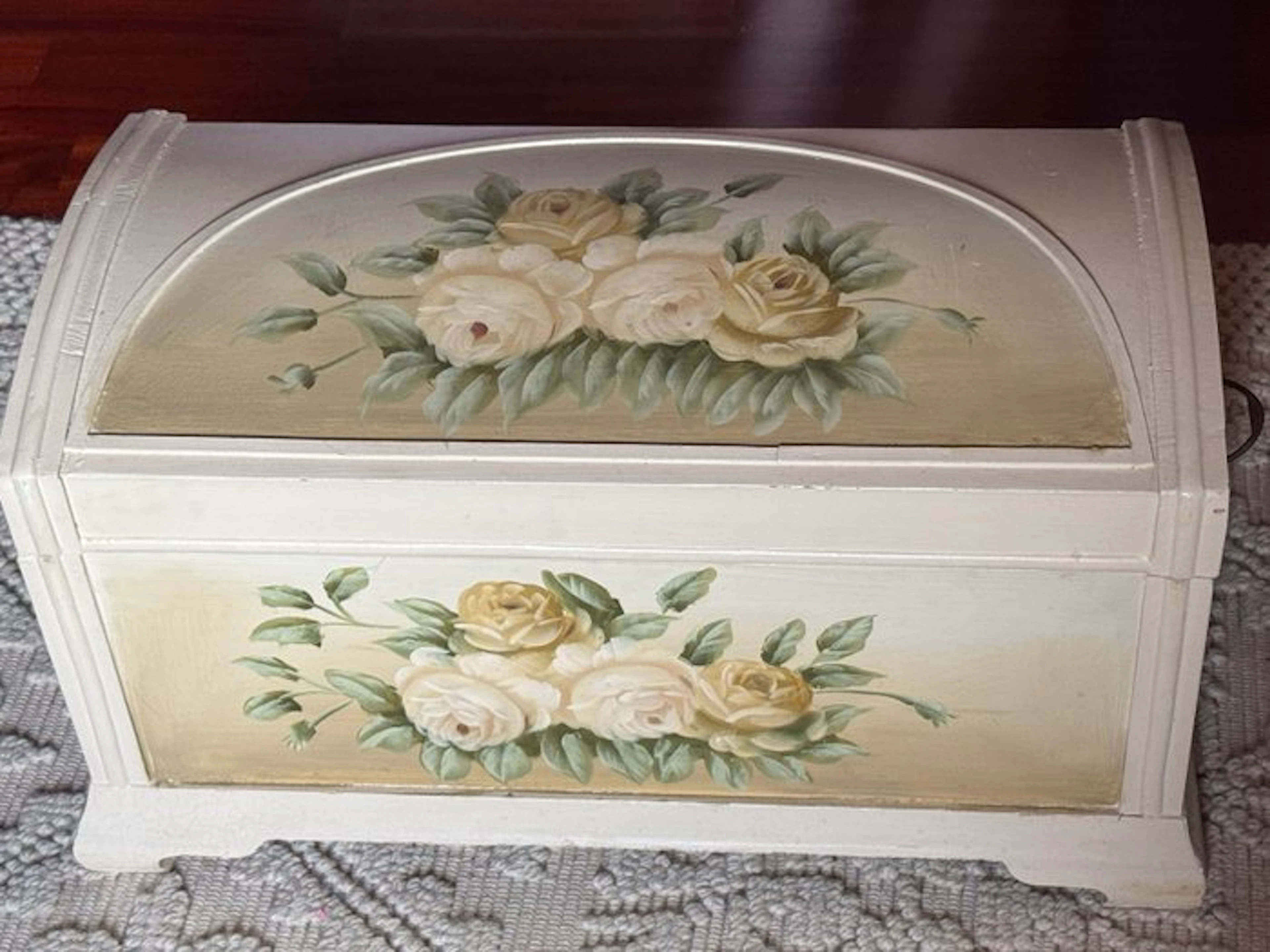 Storage trunk - Wood