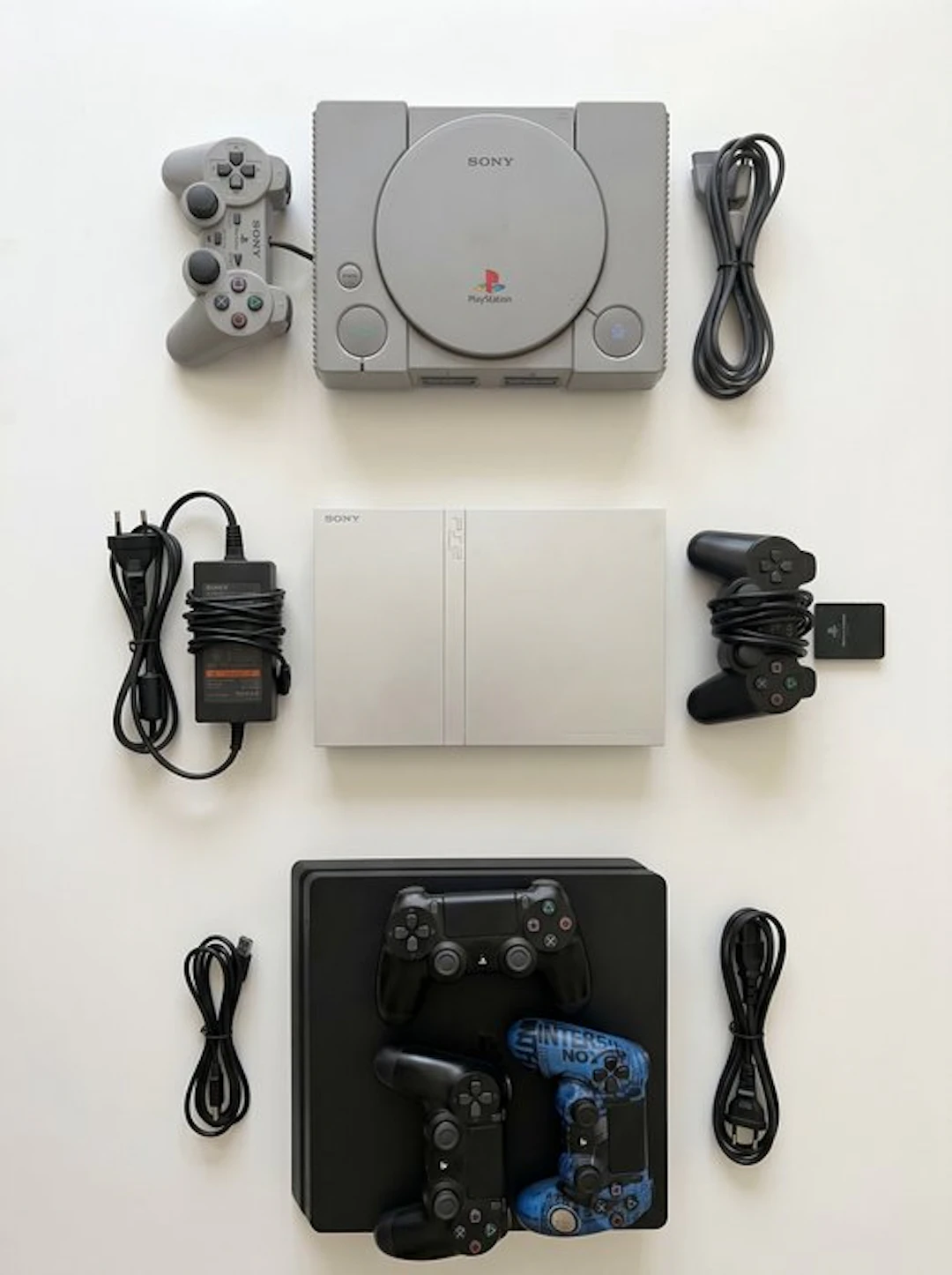 Sony - Set di 3 playstation - Video game - Without original box