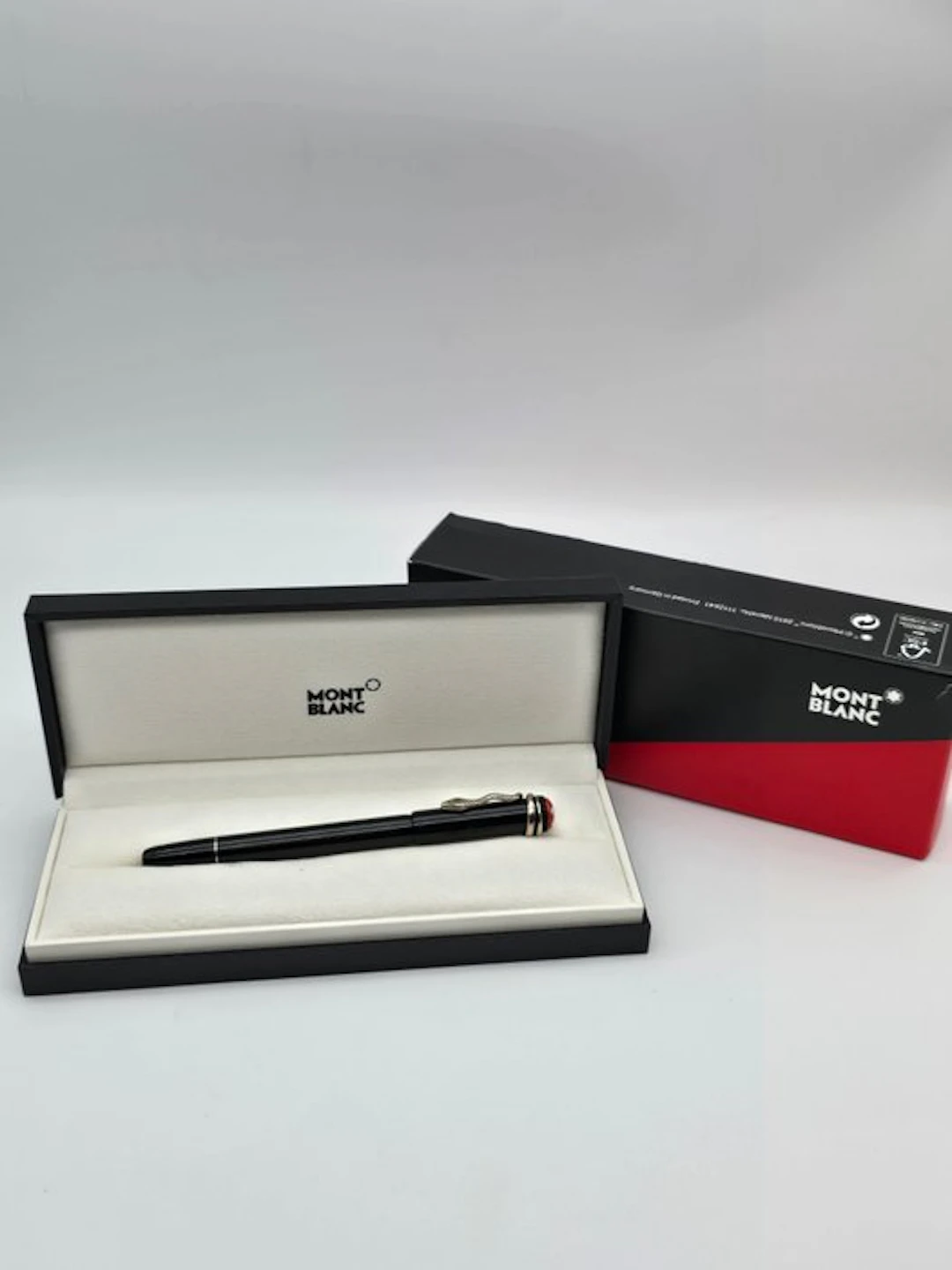 Montblanc - Pluma estilografica Montblanc Heritage...