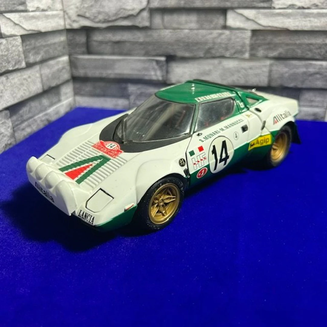Kyosho 1:18 - Model race car - Kyosho 1:18 Lancia Stratos...