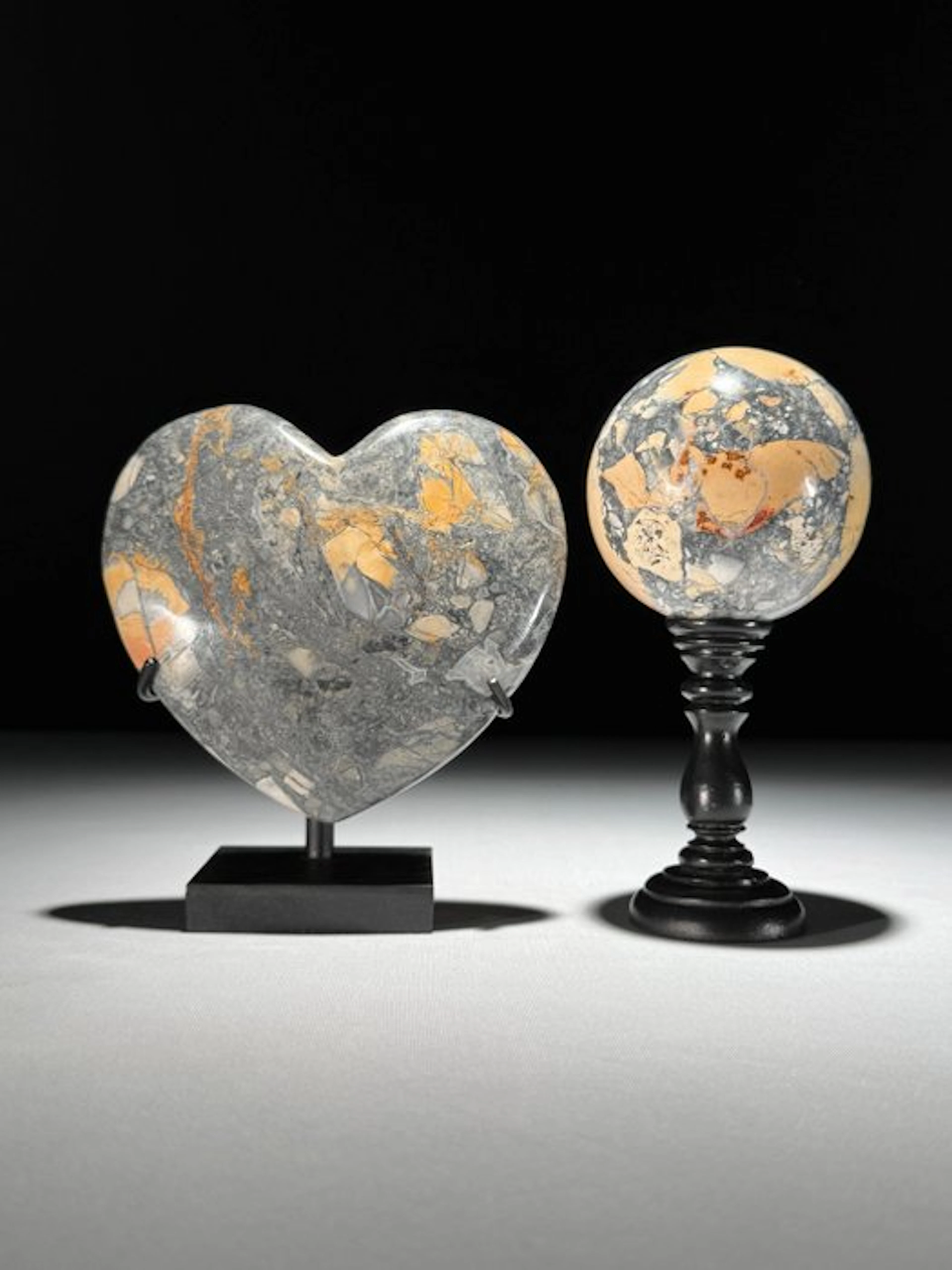 NO RESERVE PRICE - Wonderful Pair of a Maligano Jasper...