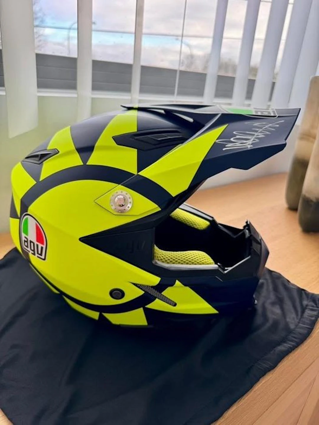 Valentino Rossi - Replica helmet (motocross)