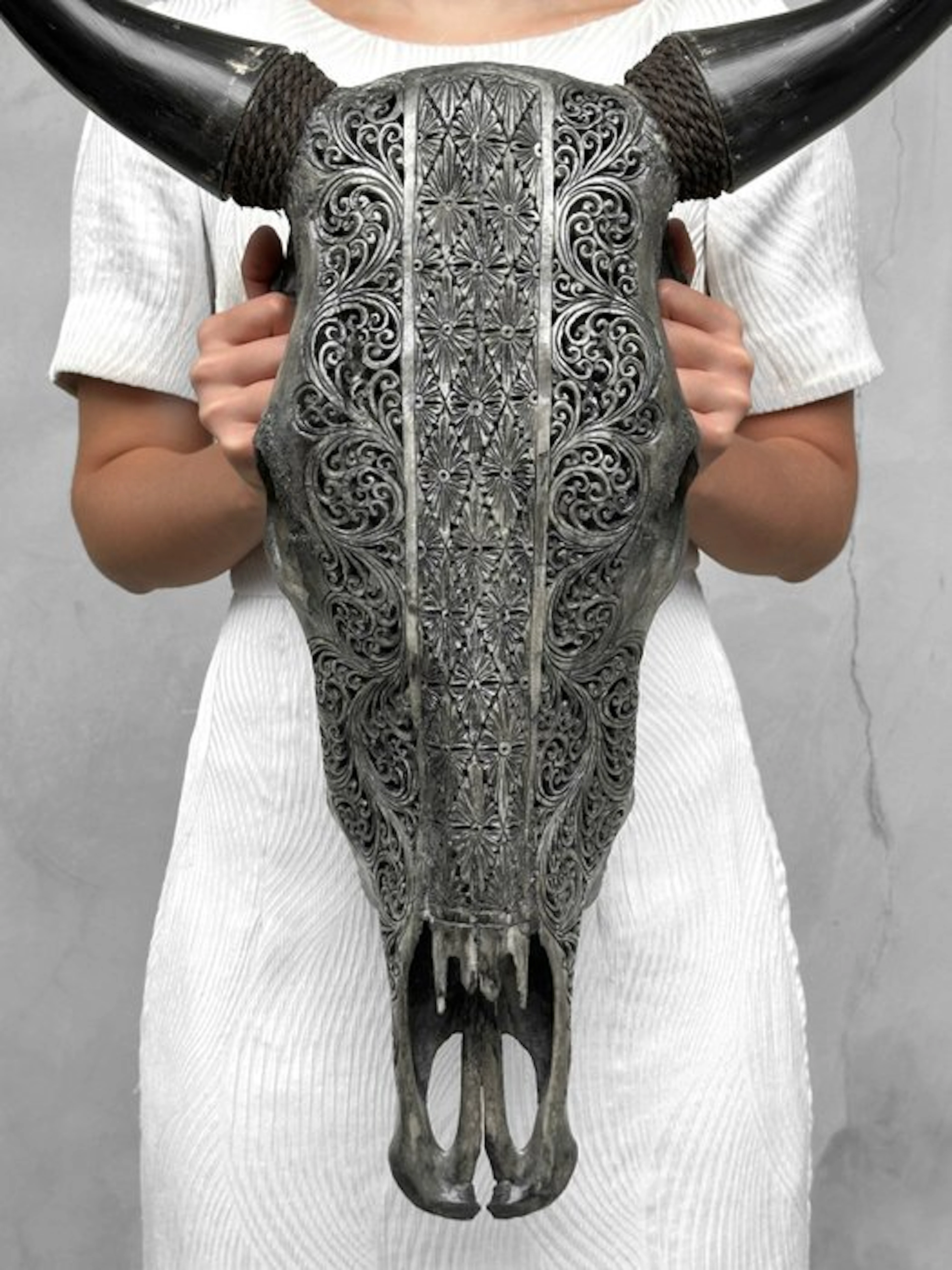 NO RESERVE PRICE - Authentic Large Grey Hand-Carved Bull...