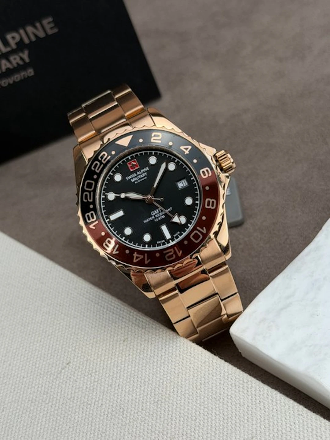 Swiss Alpine Military - GMT diver Red/Black - No reserve...