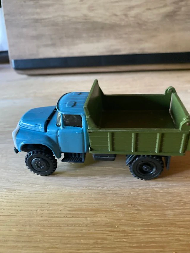 Sovjet speelgoed 1:43 - Model car - ZIL-MMZ-4502 kiepwagen