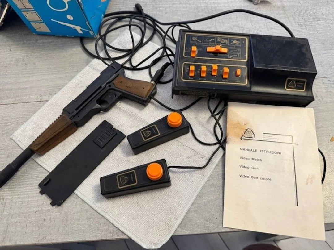 Betron - Video gun - Pong-clone - Video game console - In original box