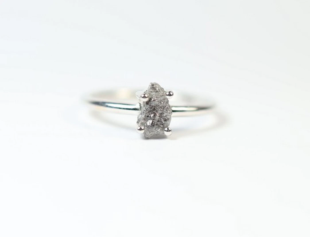 Rough diamond / Ring / new- 1.56 g - (1)