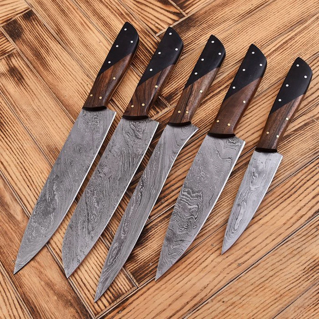 Kitchen knife - Chef's knife - Resin and wood - North America