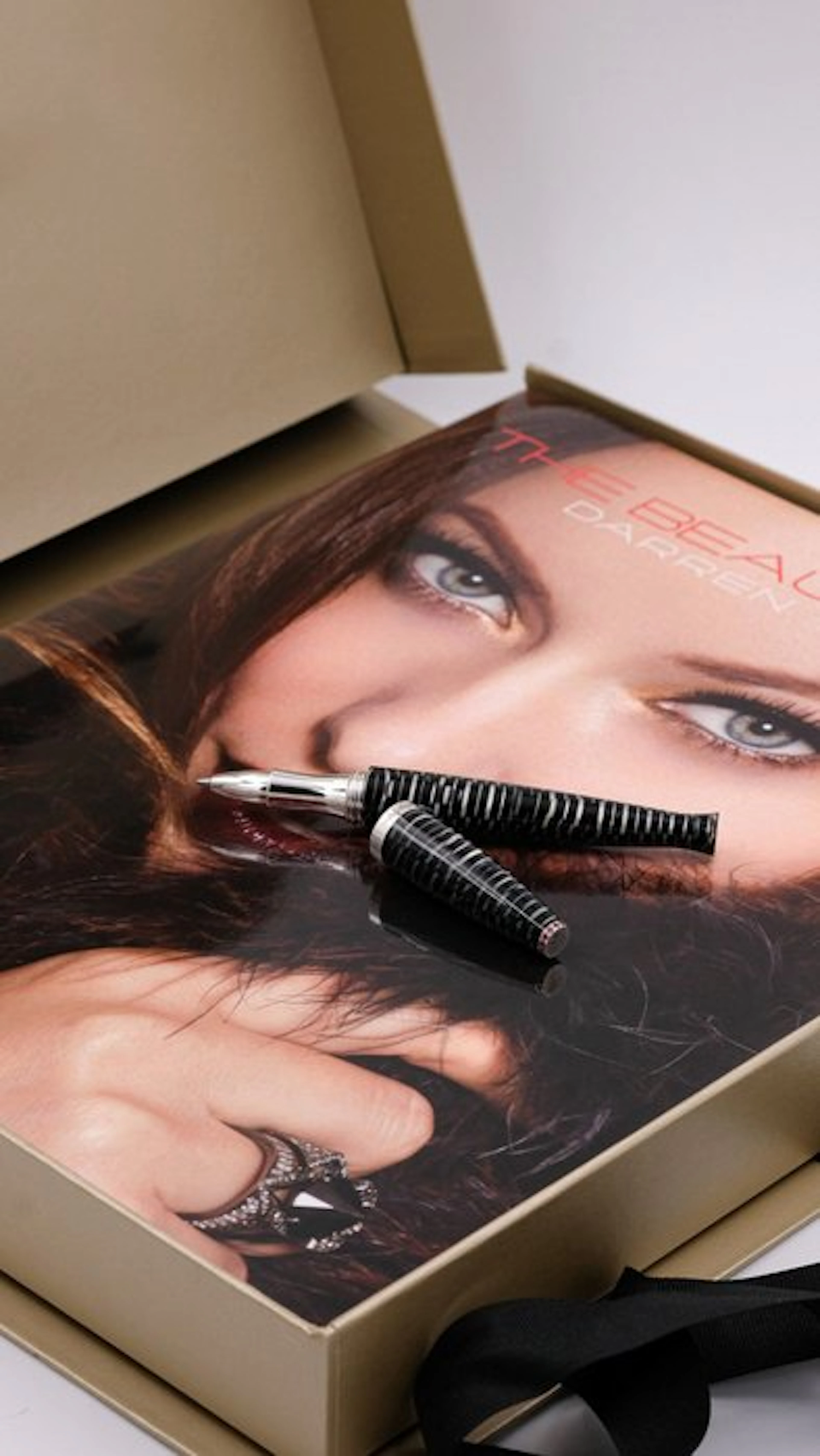 Montegrappa - The Beauty Book Lady - (PROTOTYPE/LIMITED...
