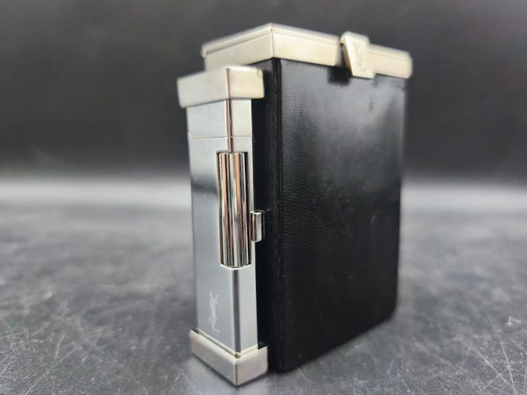 Yves Saint Laurent - Cigarette box - Leather, Metal - lighter
