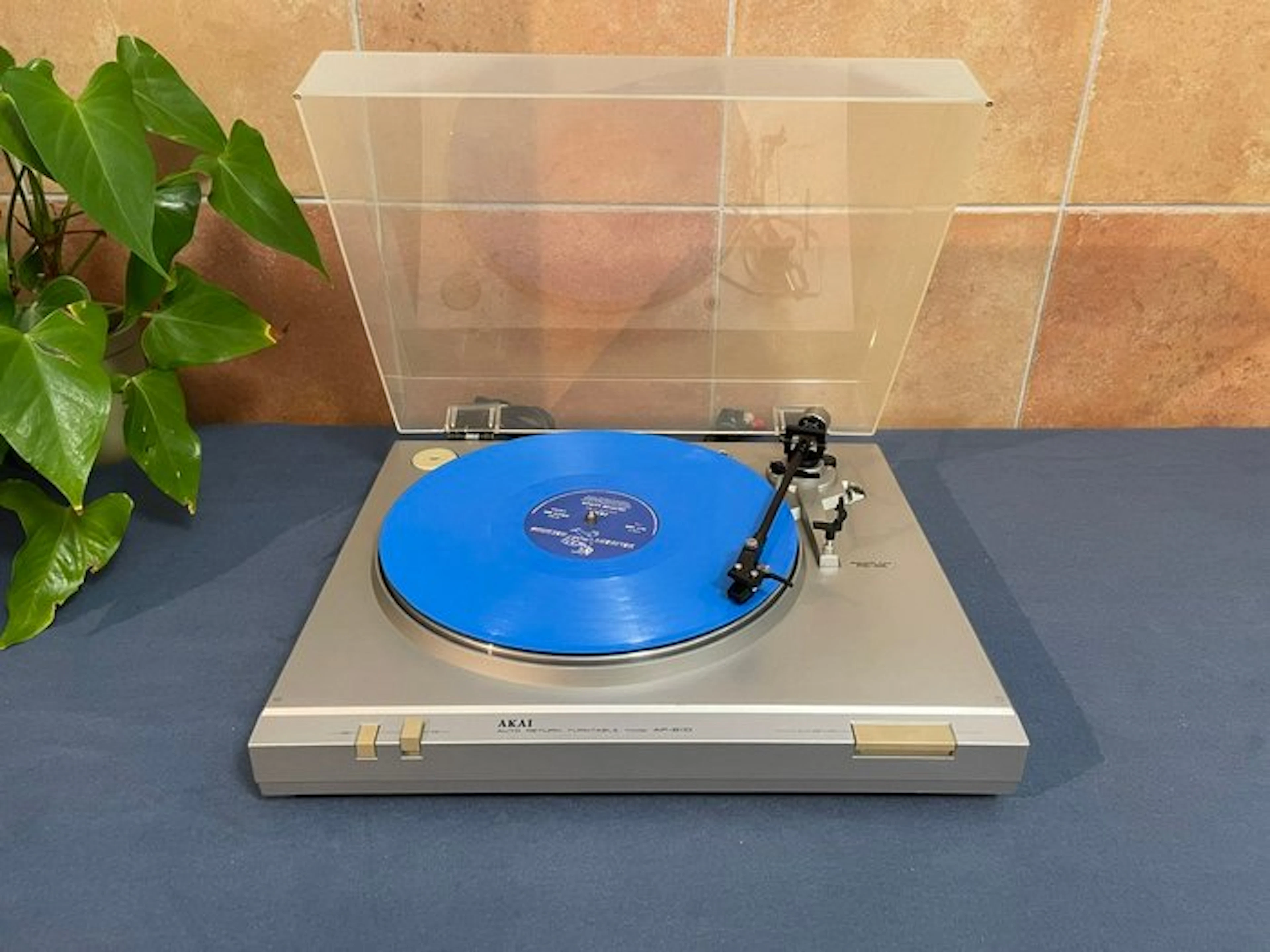 Akai - AP-B110 - Auto Return Record player