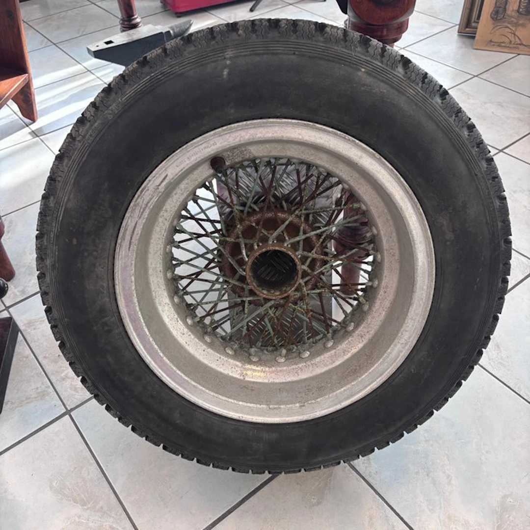 Spoked wheel rim - Borrani Milano - RW3801 15X6.50 L CON MOZZO TIPO 42 RCF