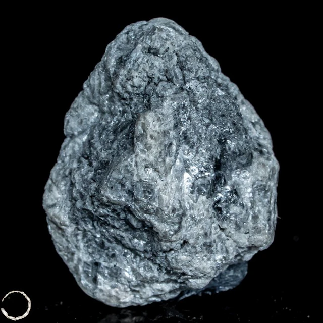 Carbonado-Diamant – Ursprüngliche Kraft in außergewöhnlicher Form