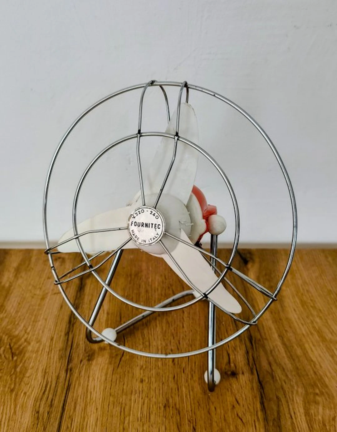 fournitec Electric fan - Chrome-plated metal