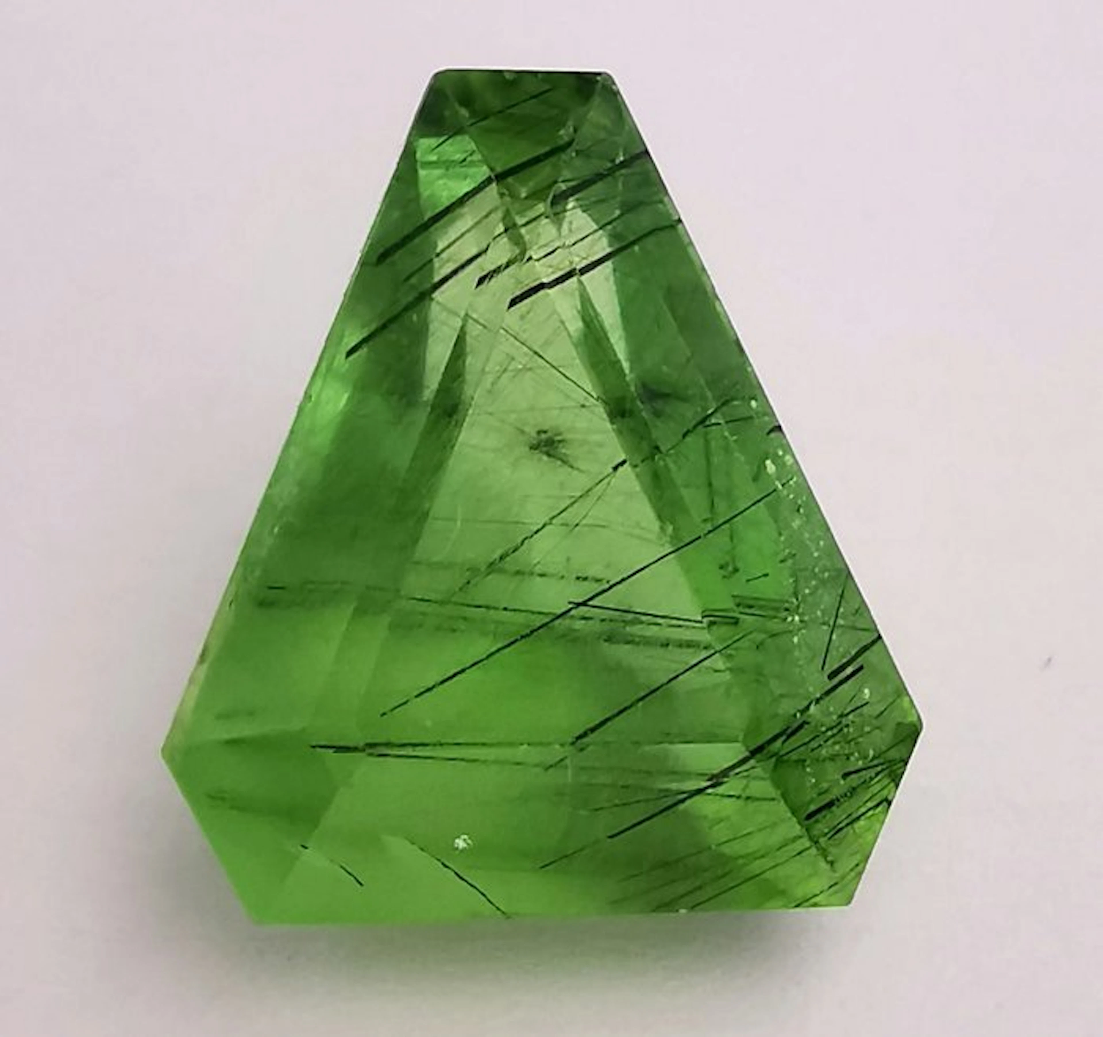 No reserve price - 1 pcs Peridot - 7.86 ct - Antwerp...