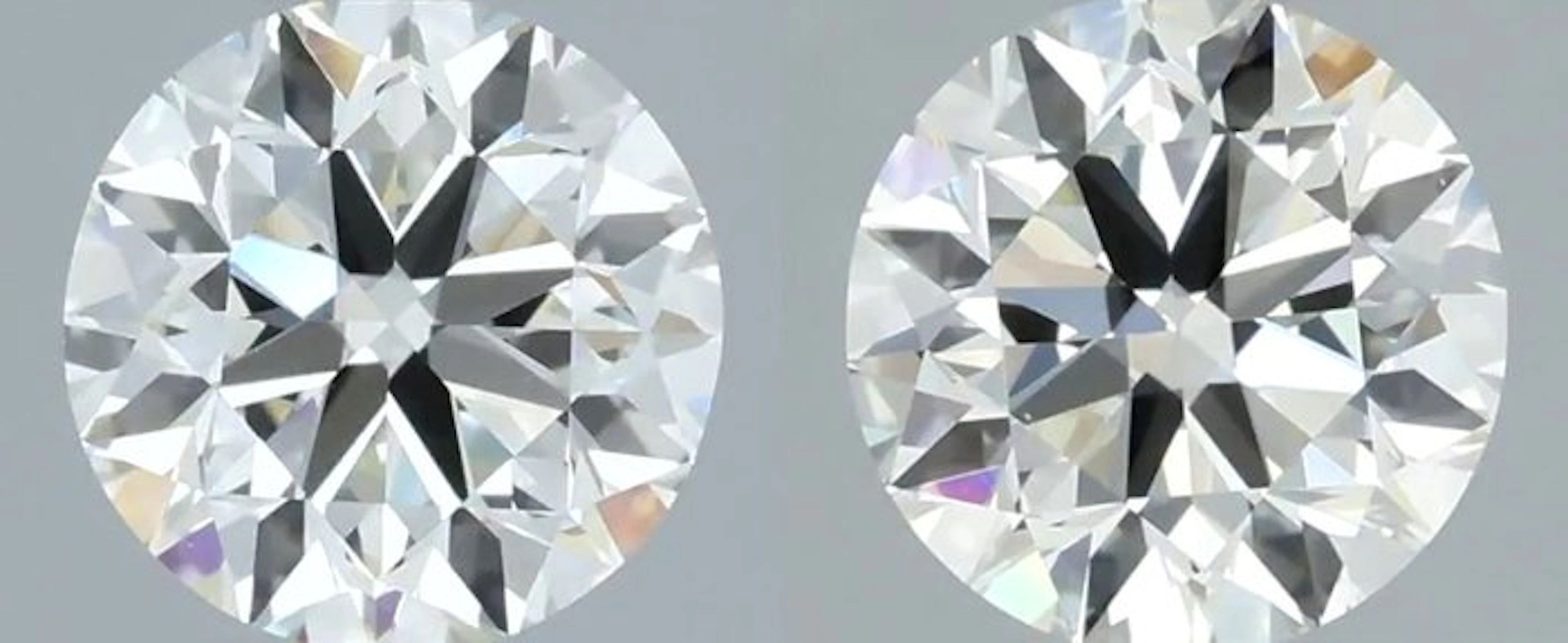 No reserve price - 2 pcs Diamond (Natural) - 1.22 ct...