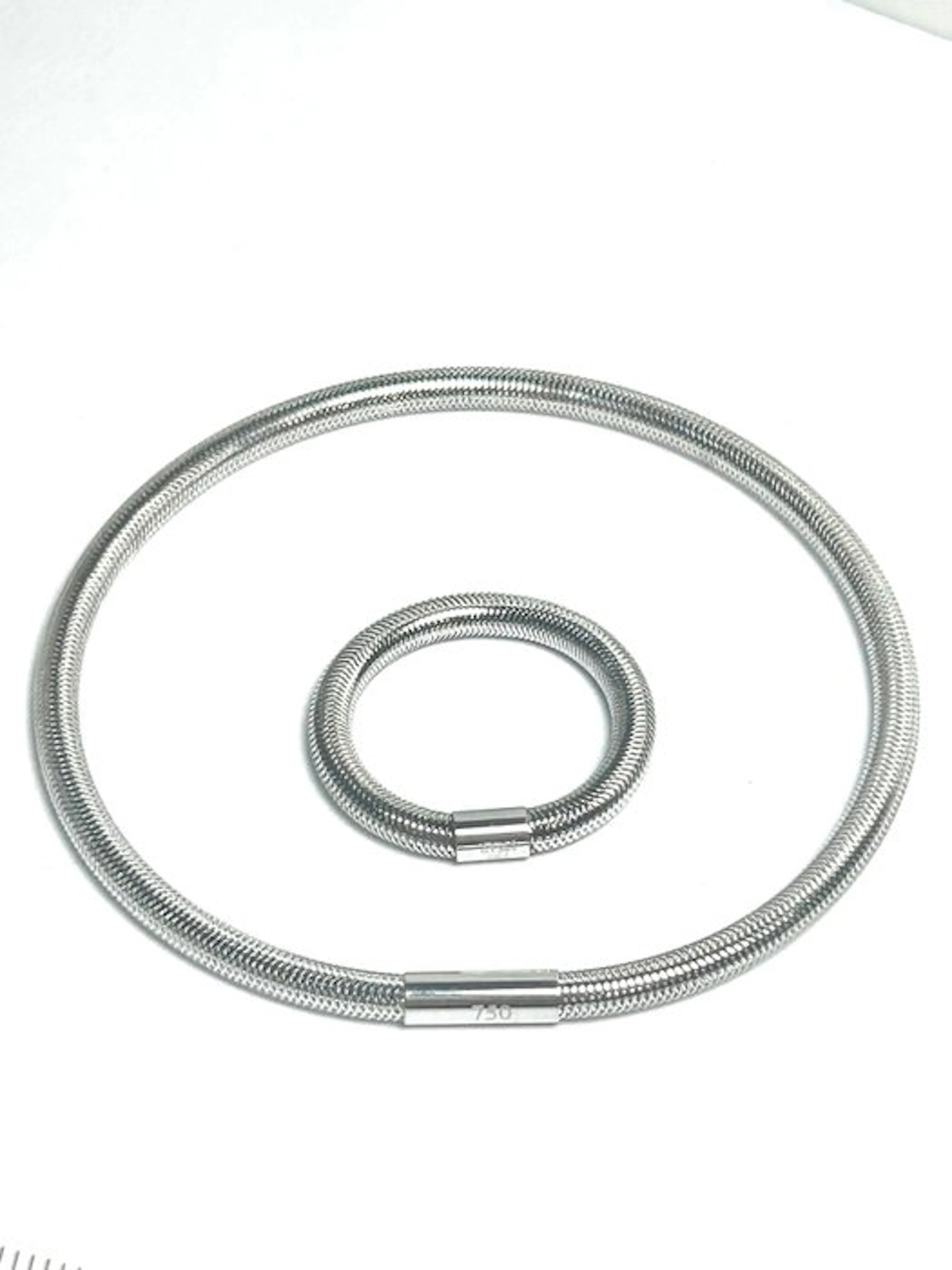 2 piece jewellery set - 18 kt. White gold