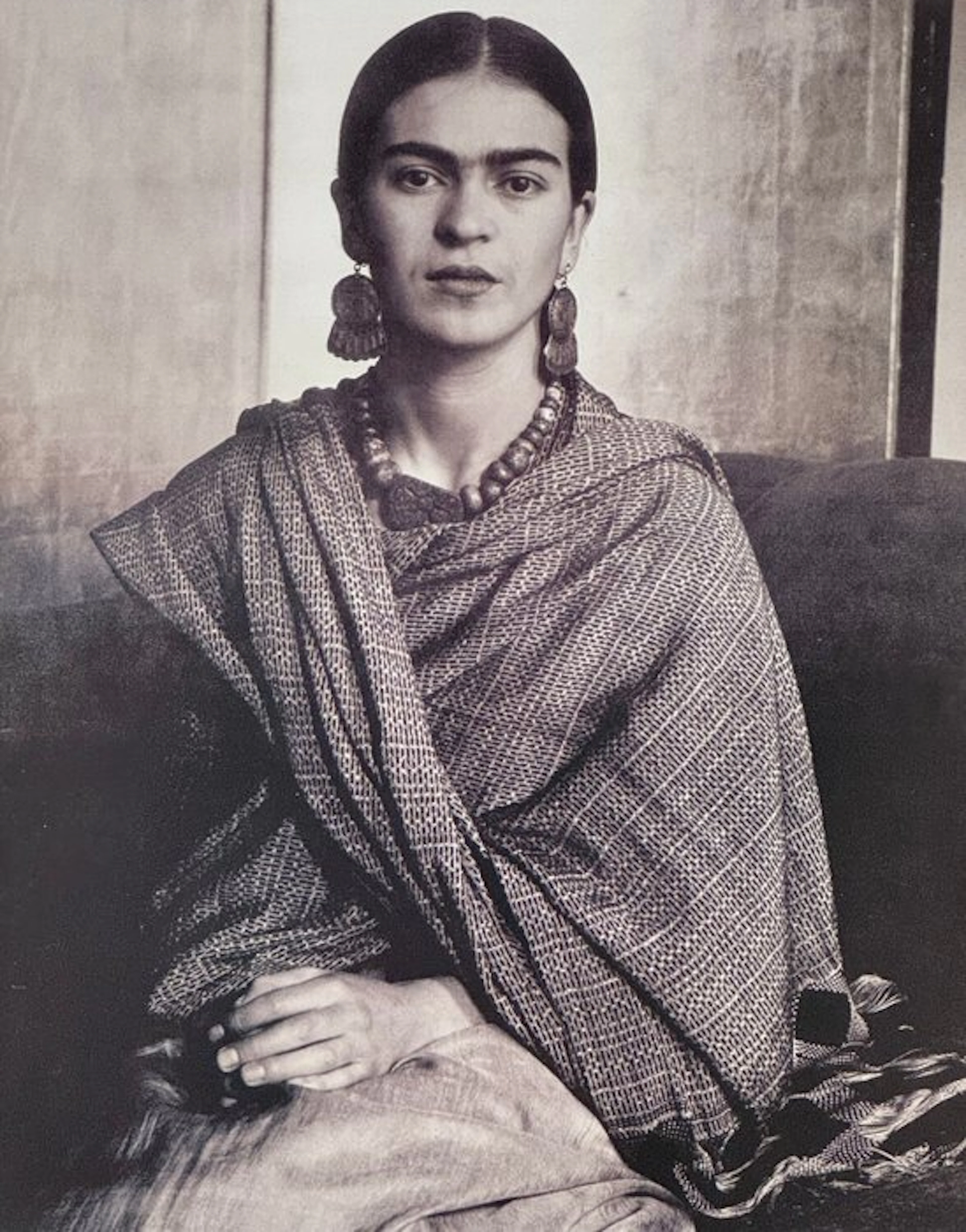 Imogen Cunningham - Frida Kahlo (1931)